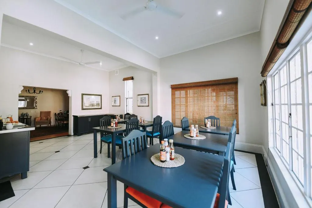 Breakfast in Madeline Grove Bed & Breakfast