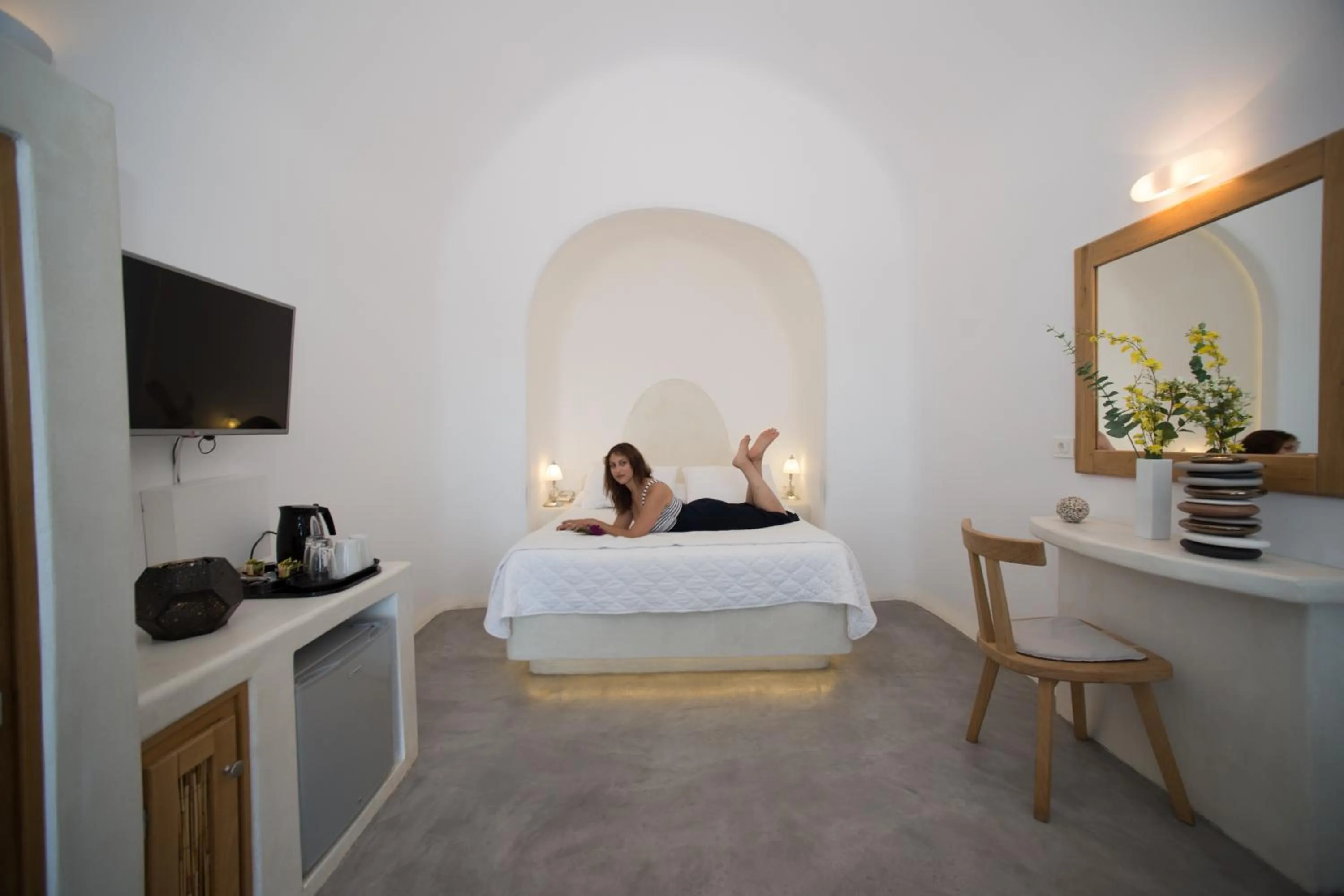 Bed in Fanari Vista Suites