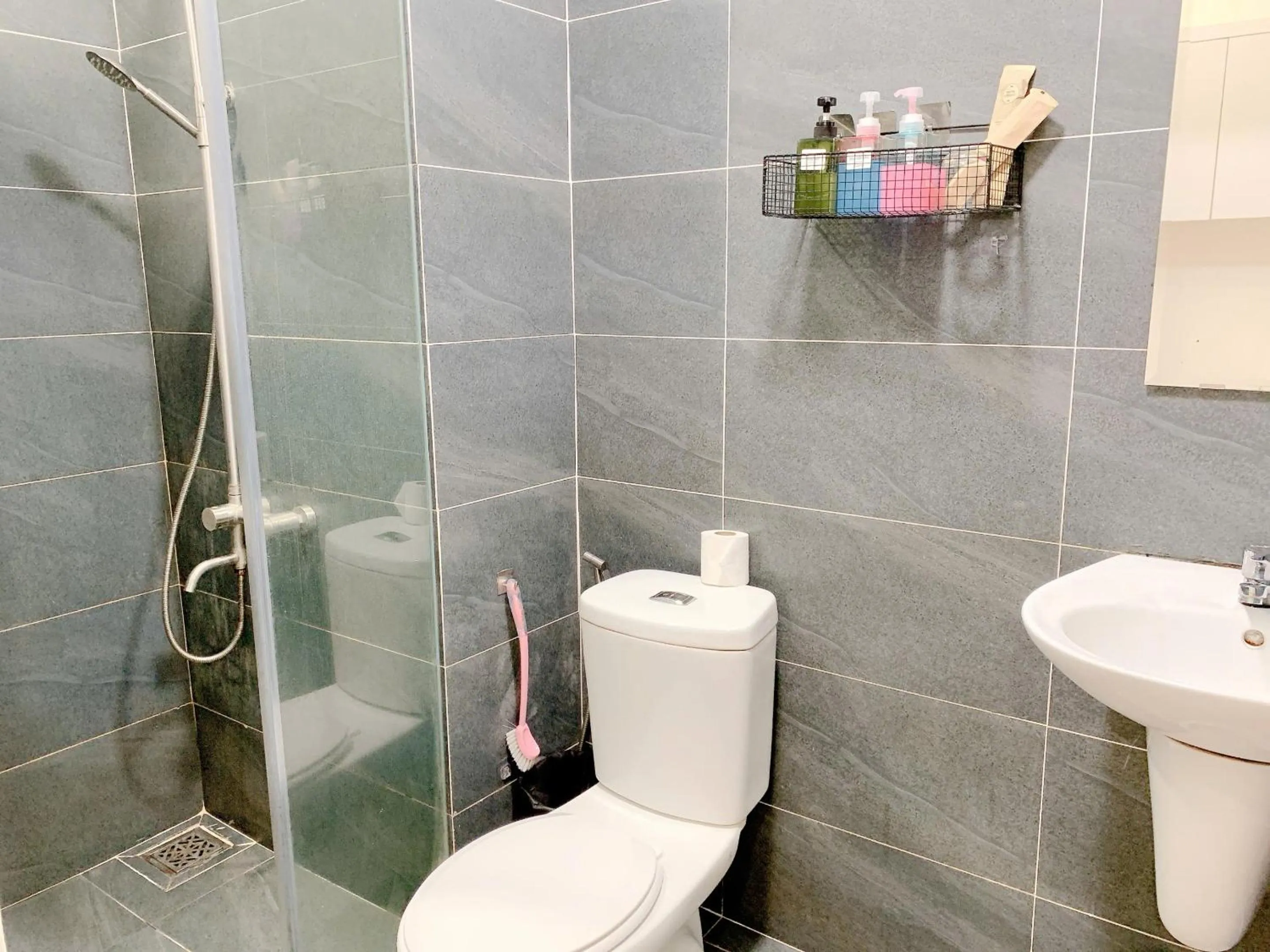 Shower in The Sun Avenue Serviced Apartment