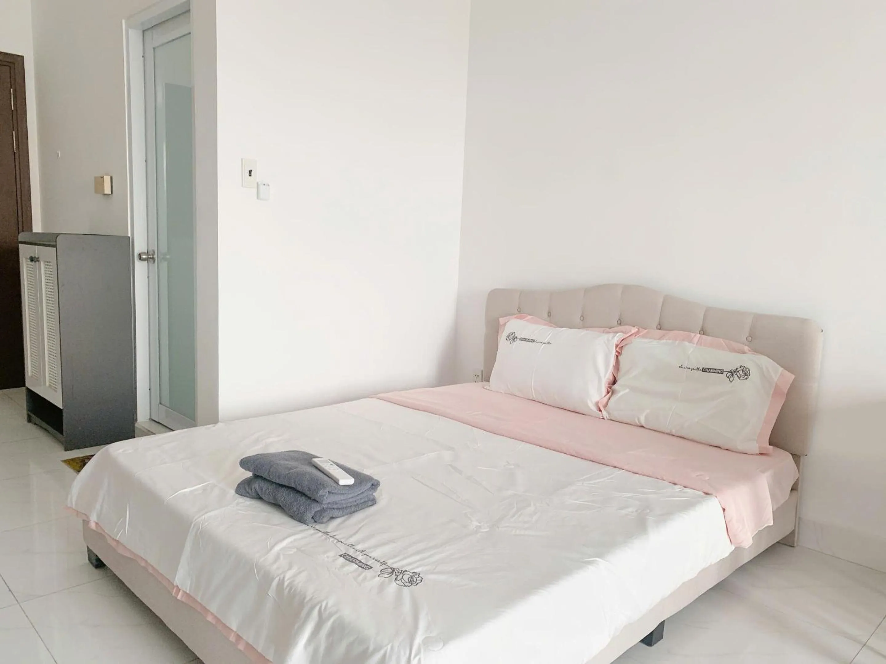 Bed in The Sun Avenue Serviced Apartment