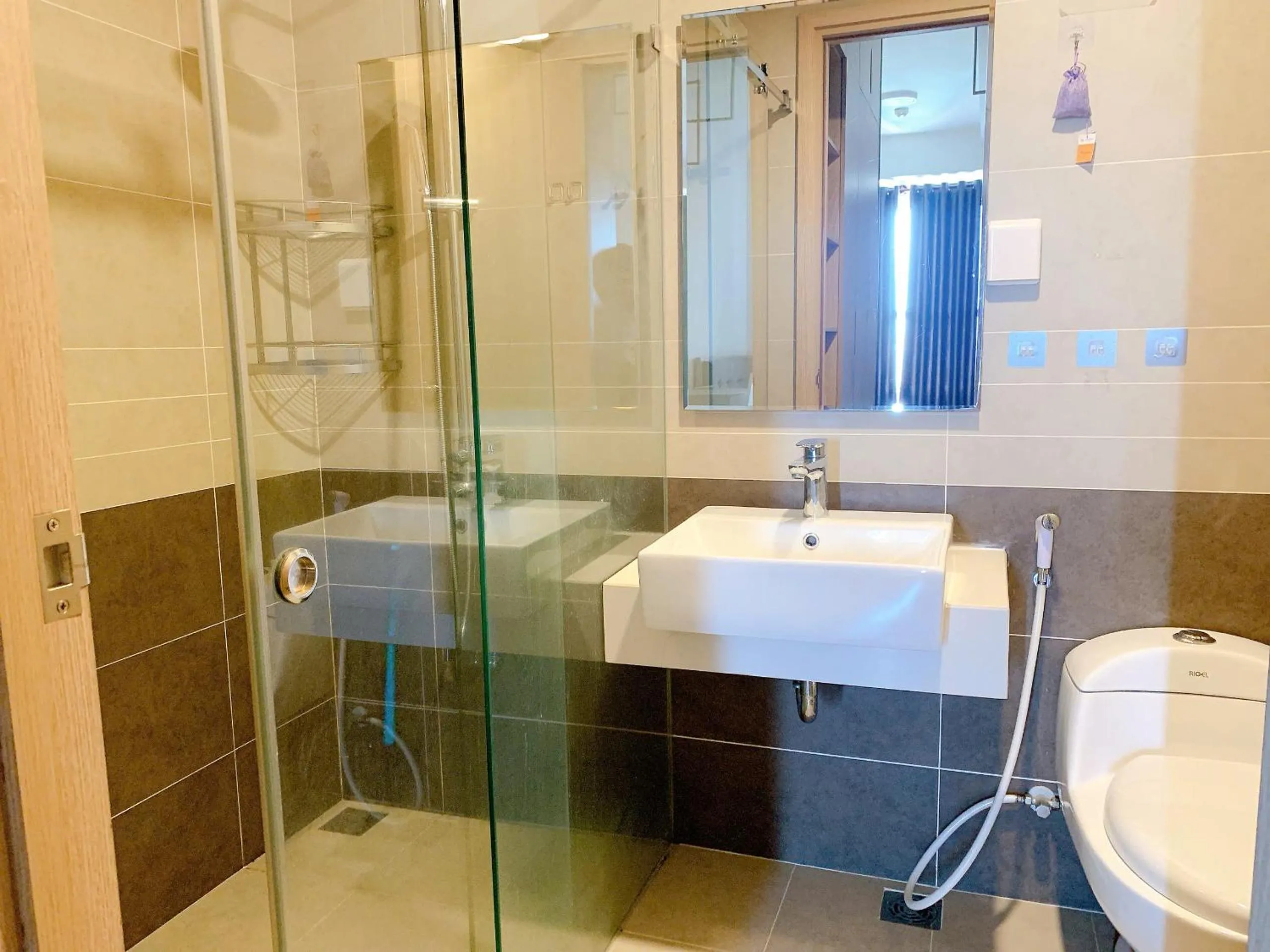 Shower in The Sun Avenue Serviced Apartment