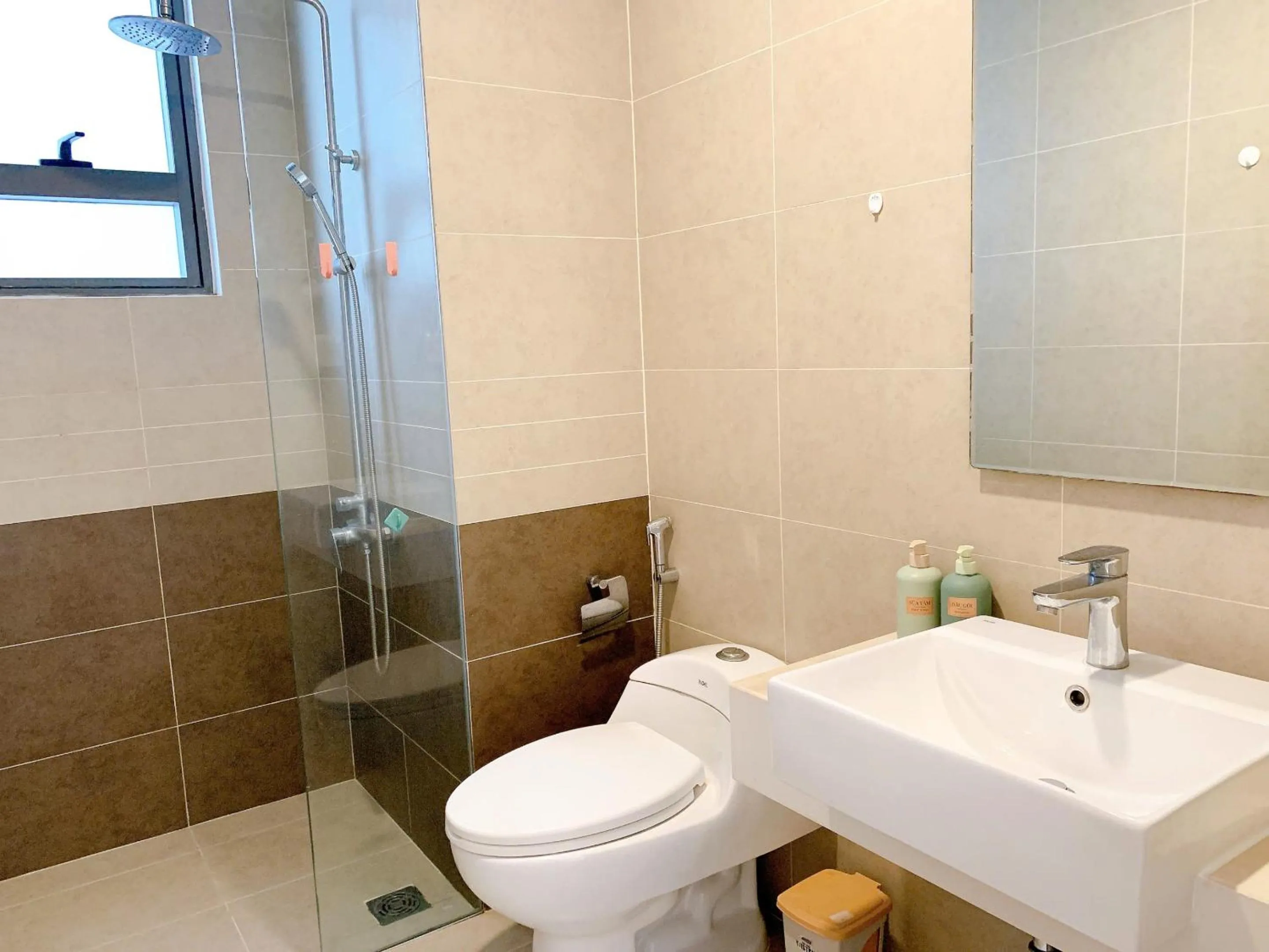 Shower in The Sun Avenue Serviced Apartment