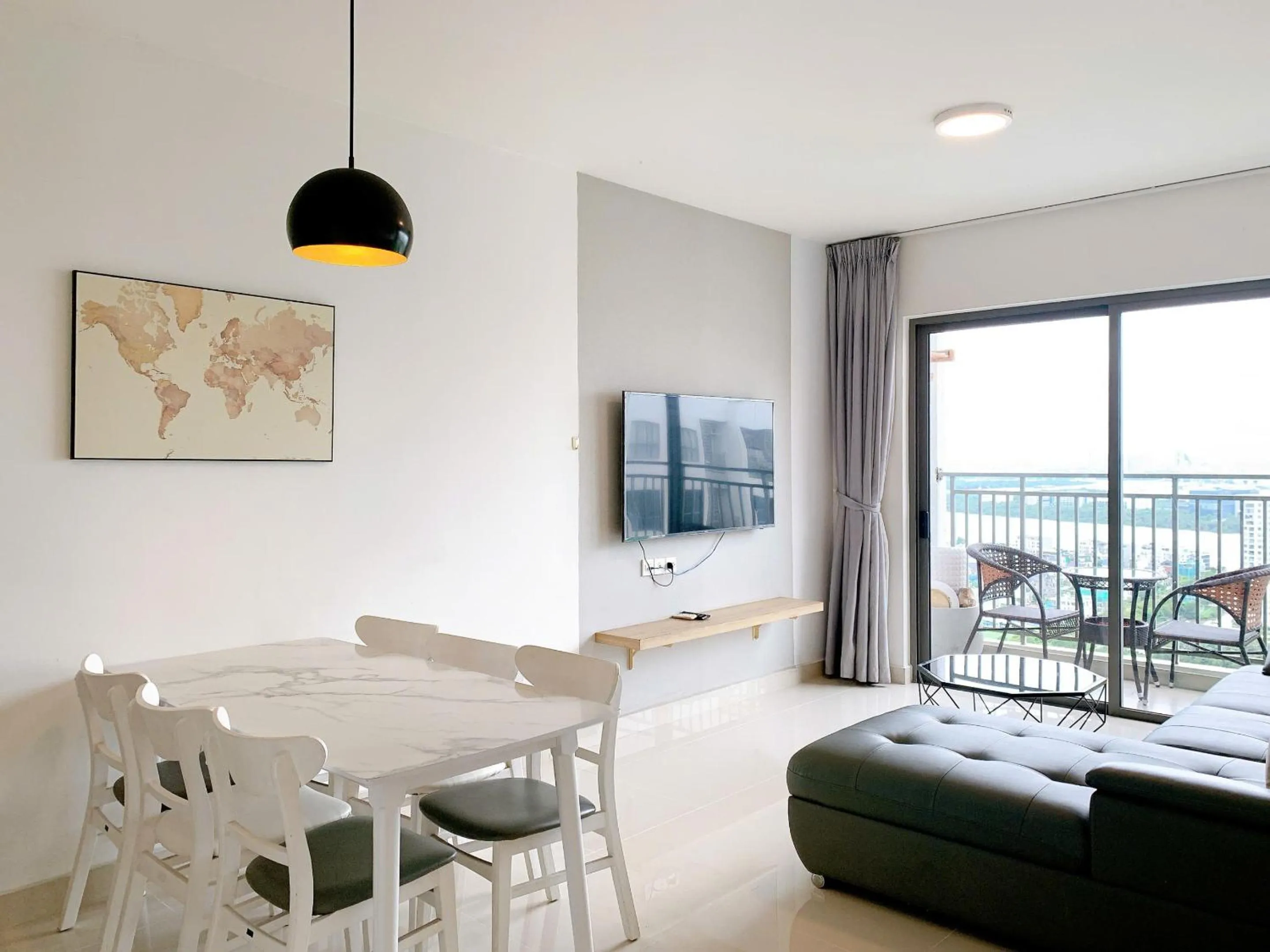 TV and multimedia in The Sun Avenue Serviced Apartment