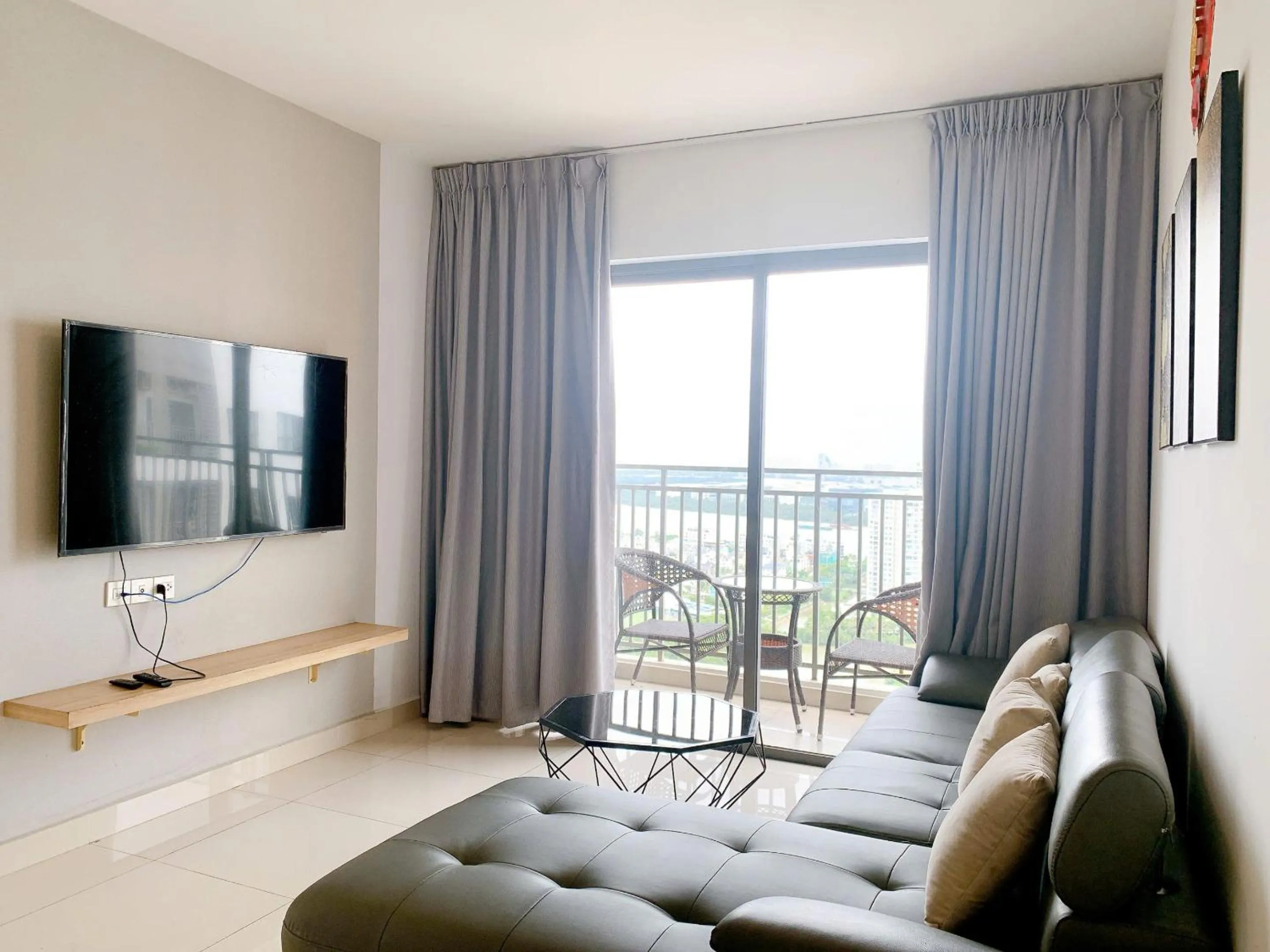 TV and multimedia in The Sun Avenue Serviced Apartment