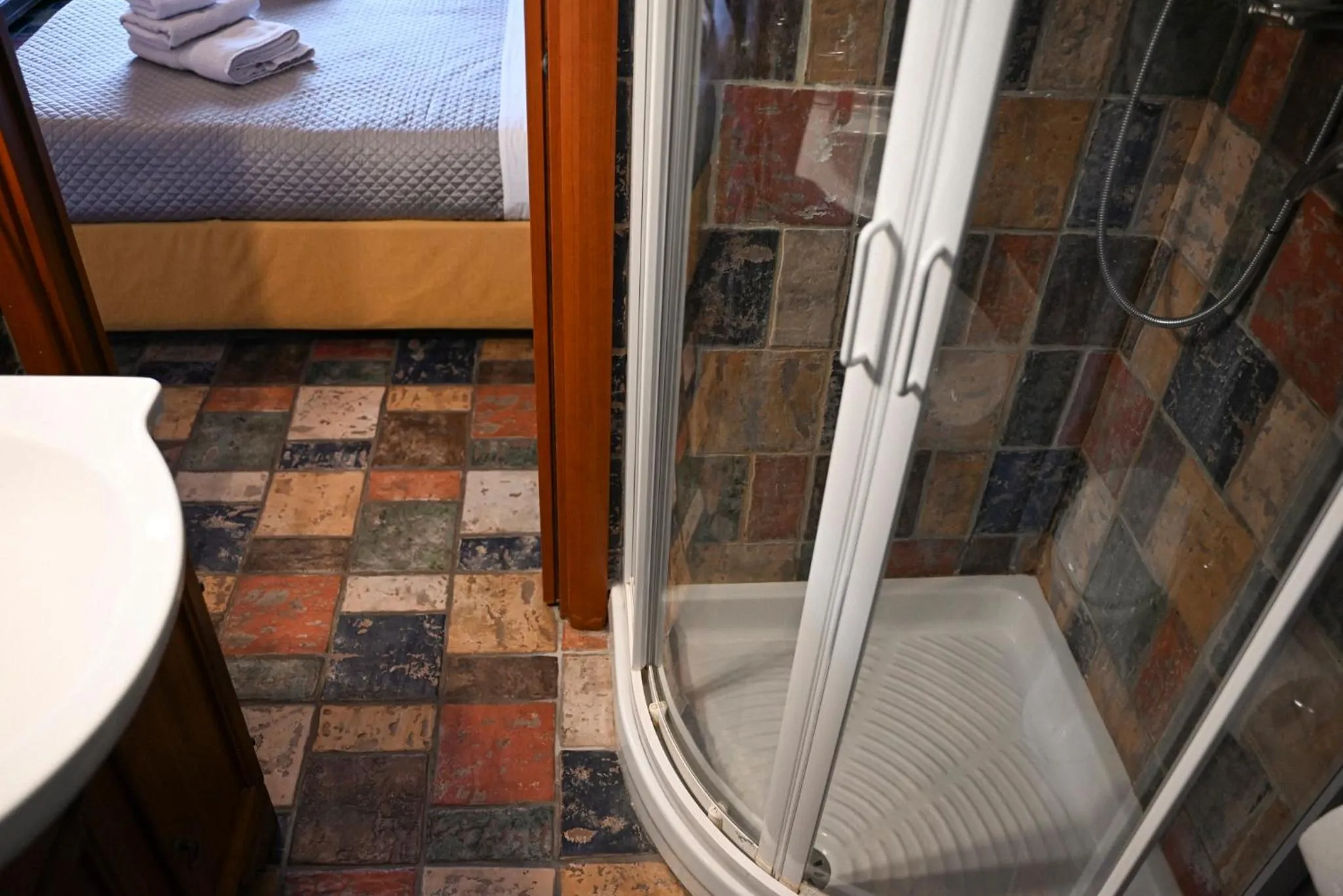 Shower in B&B Casamiranapoli