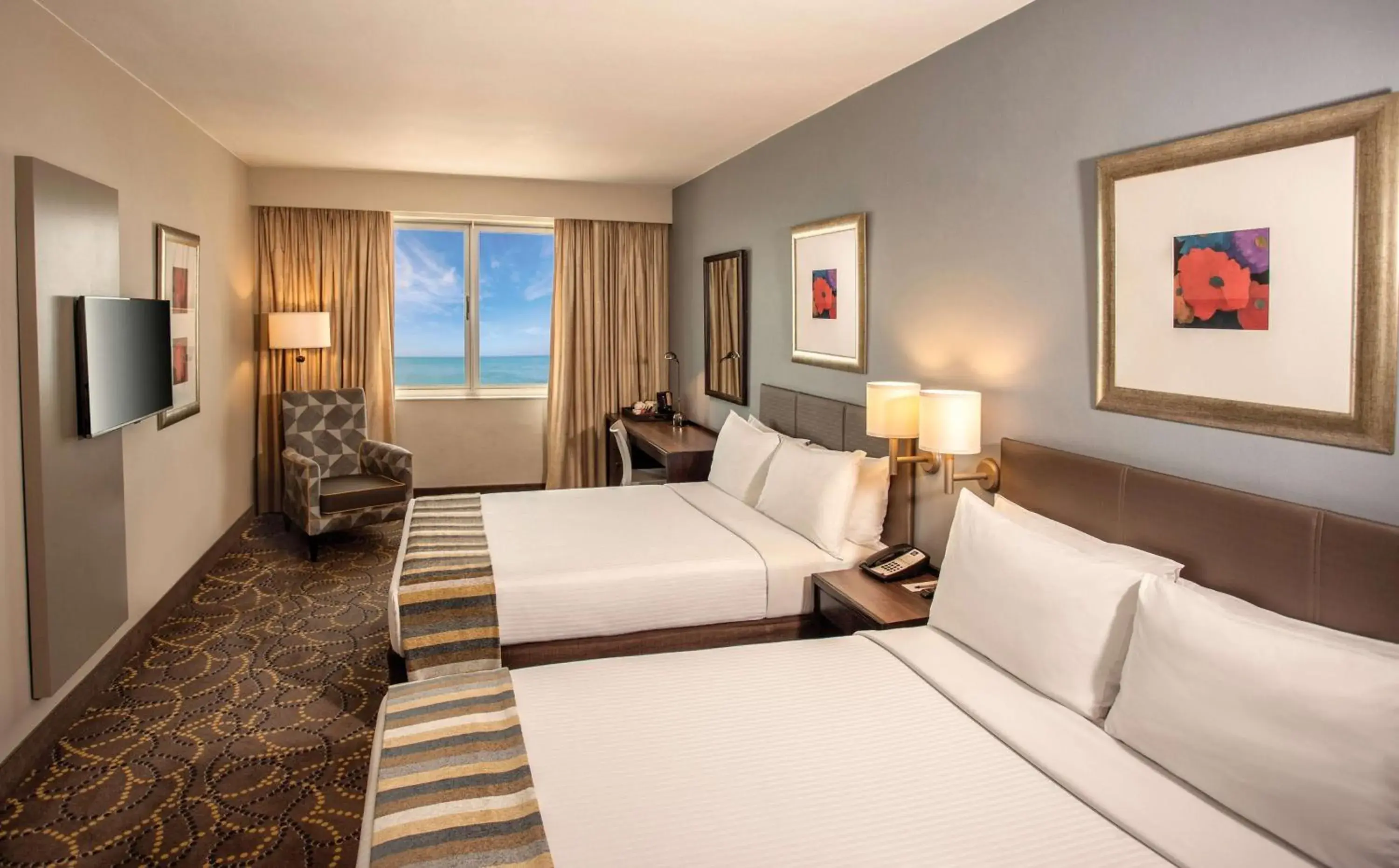 Deluxe Double Room with Two Double Beds in Garden Court South Beach Deluxe Double Room with Two Double Beds in Garden Court South Beach