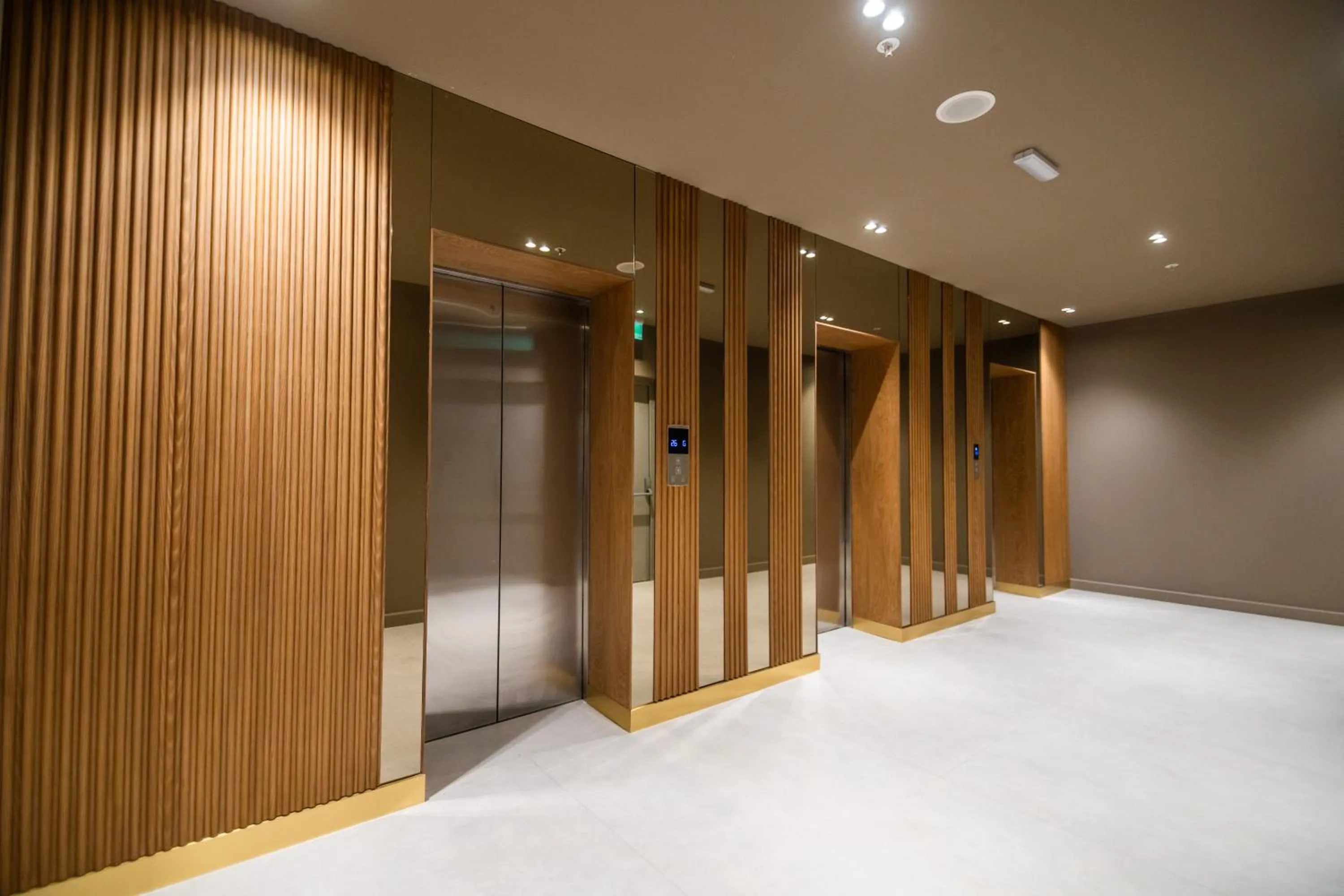 elevator in Blue Sky Apart-Hotel Batumi