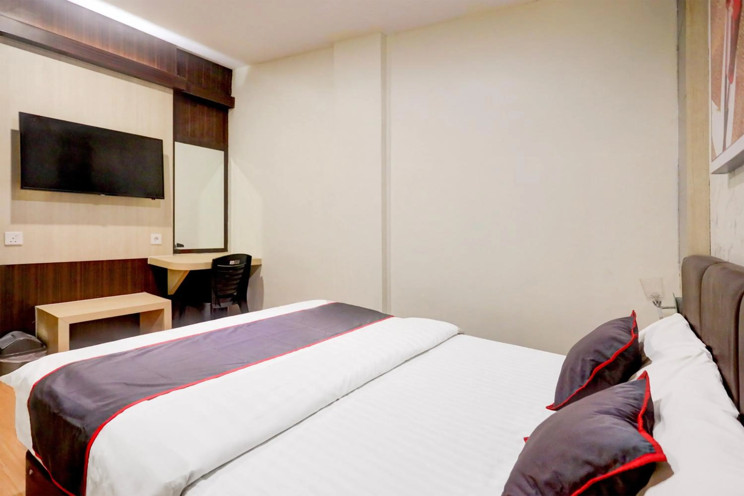 Bedroom, Bed in Townhouse Oak Batam near Grand Batam Mall formerly Lucky Star Hotel