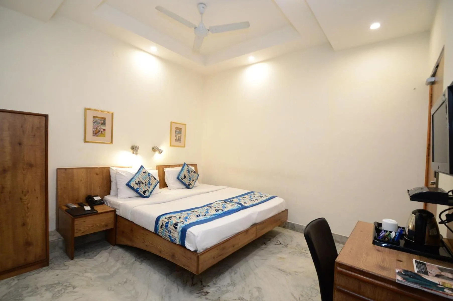 Bedroom, Bed in Hotel Yulia