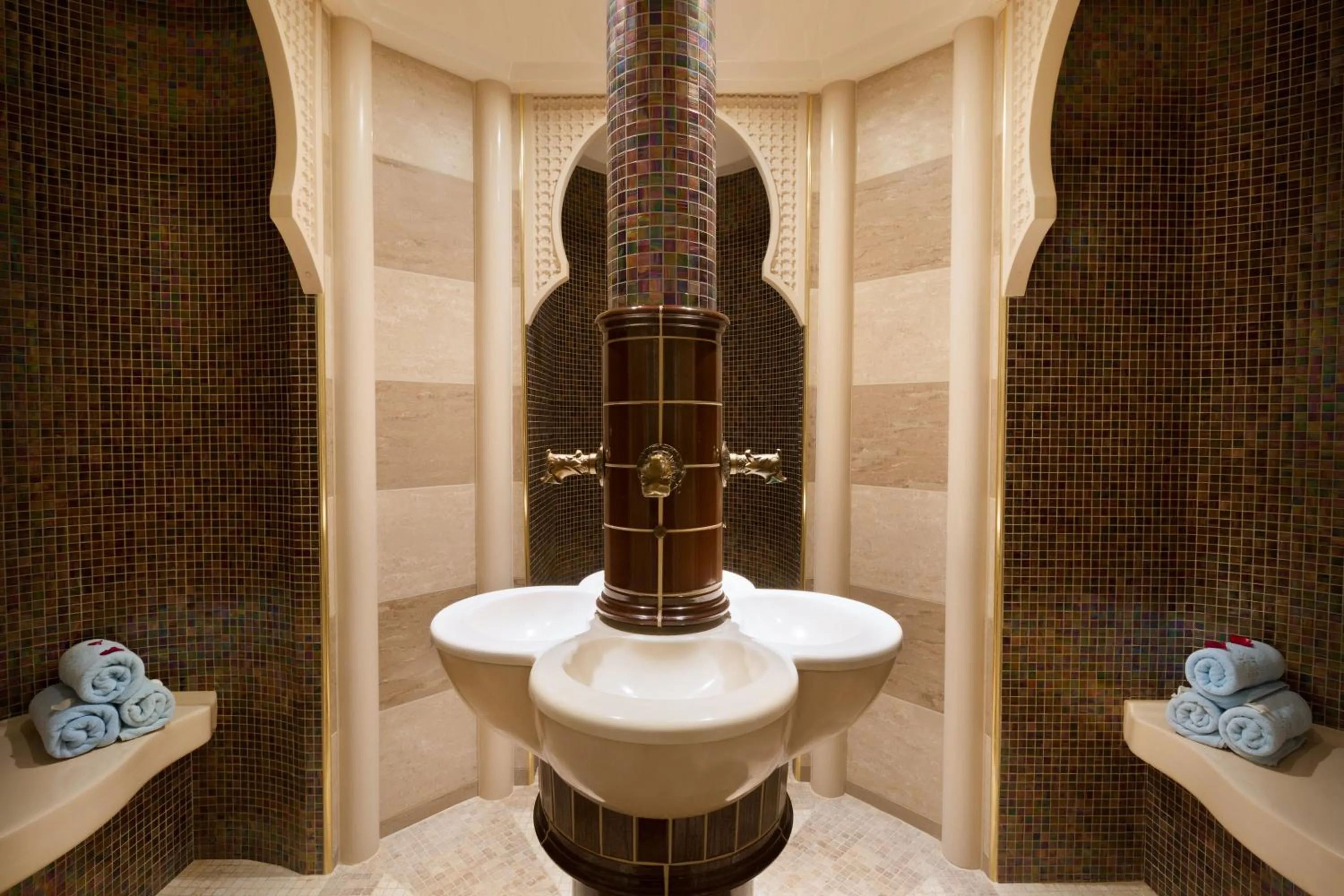 Shower in Djibouti Palace Kempinski