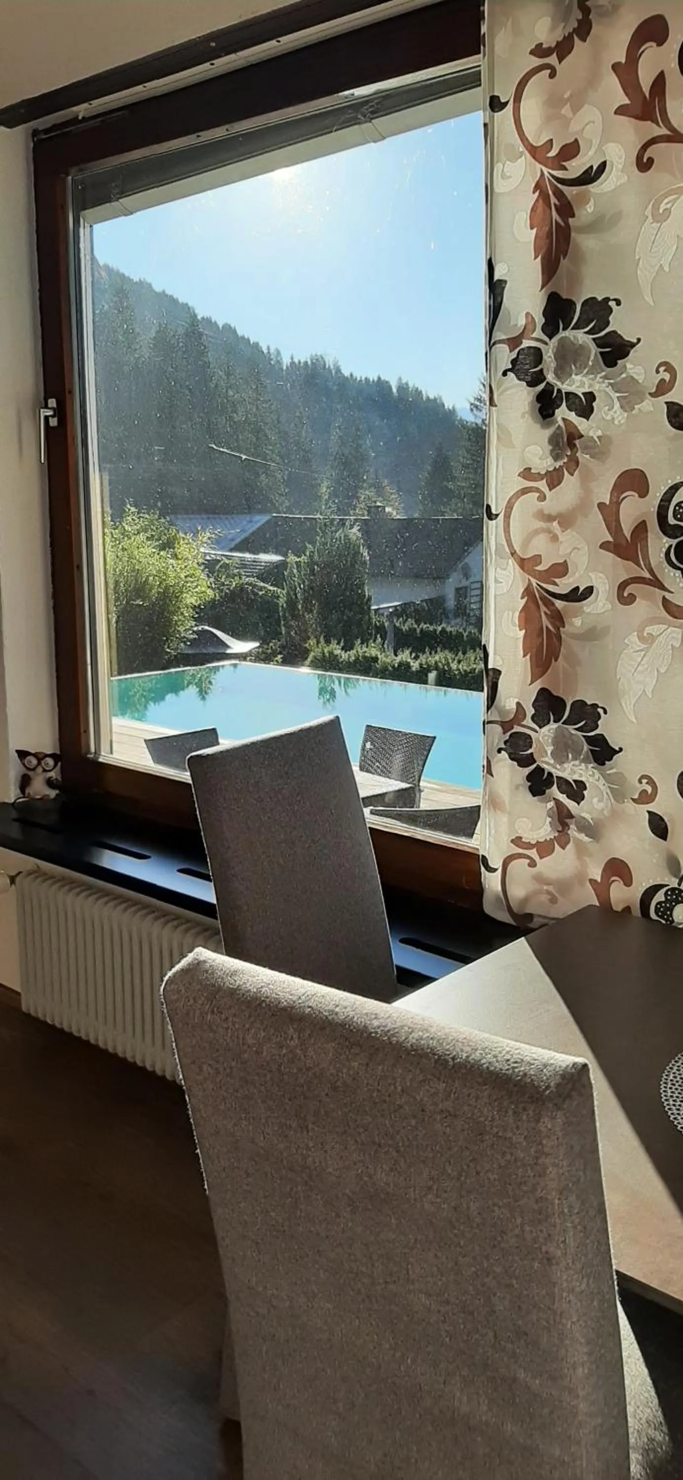 Breakfast in Haus Sieben - Singer Lydia