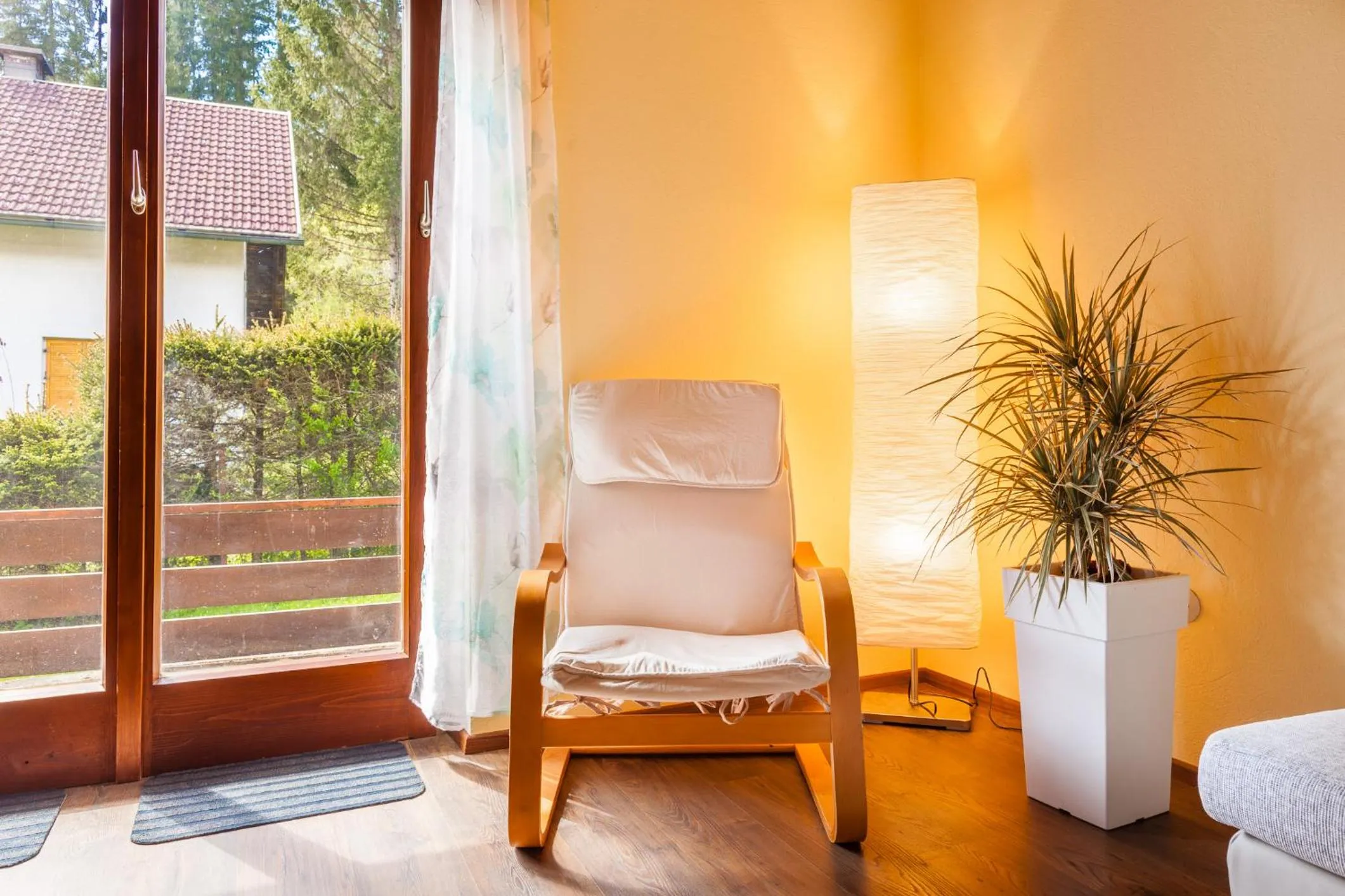 Seating area in Haus Sieben - Singer Lydia