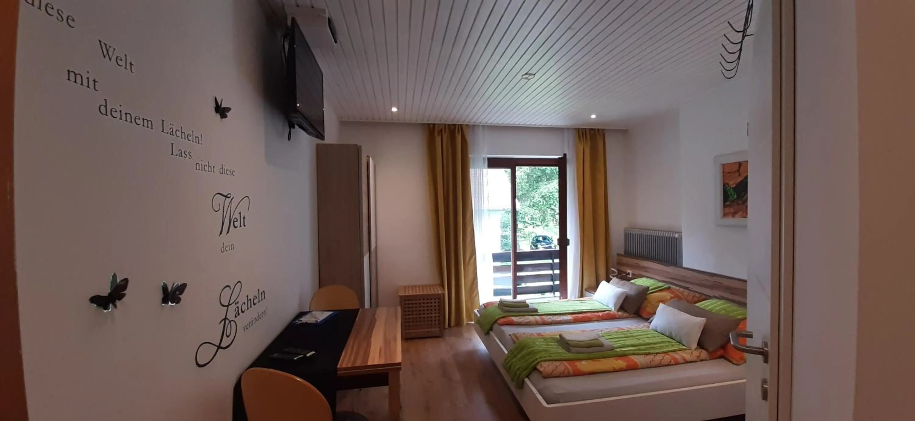 Bed in Haus Sieben - Singer Lydia