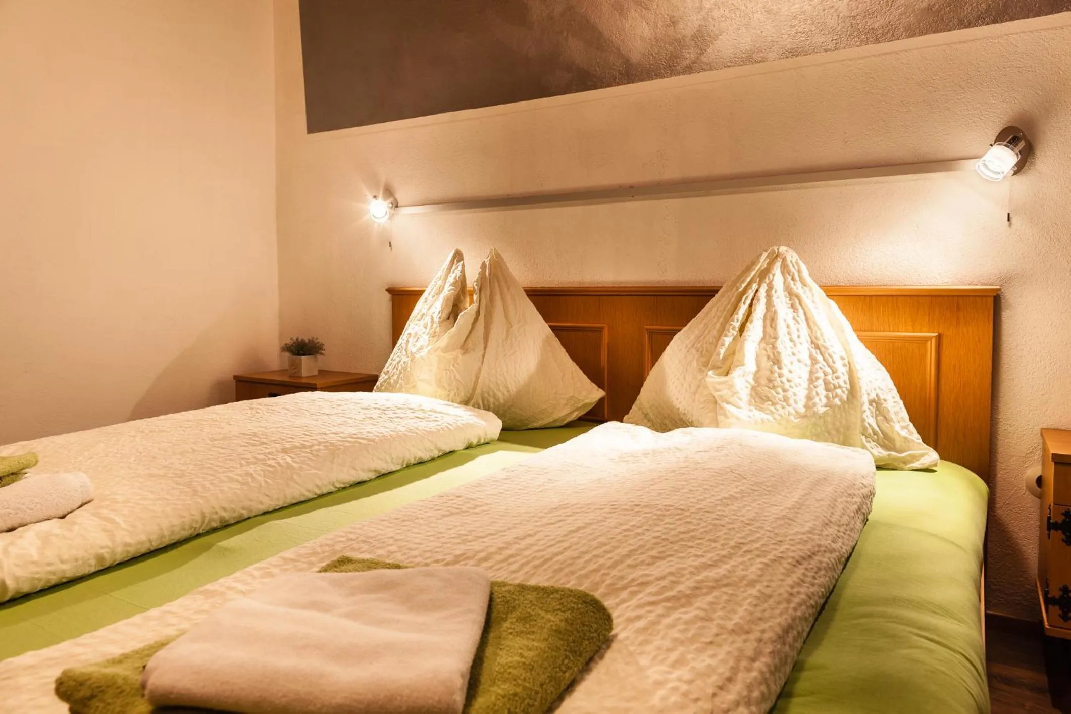 Bed in Haus Sieben - Singer Lydia