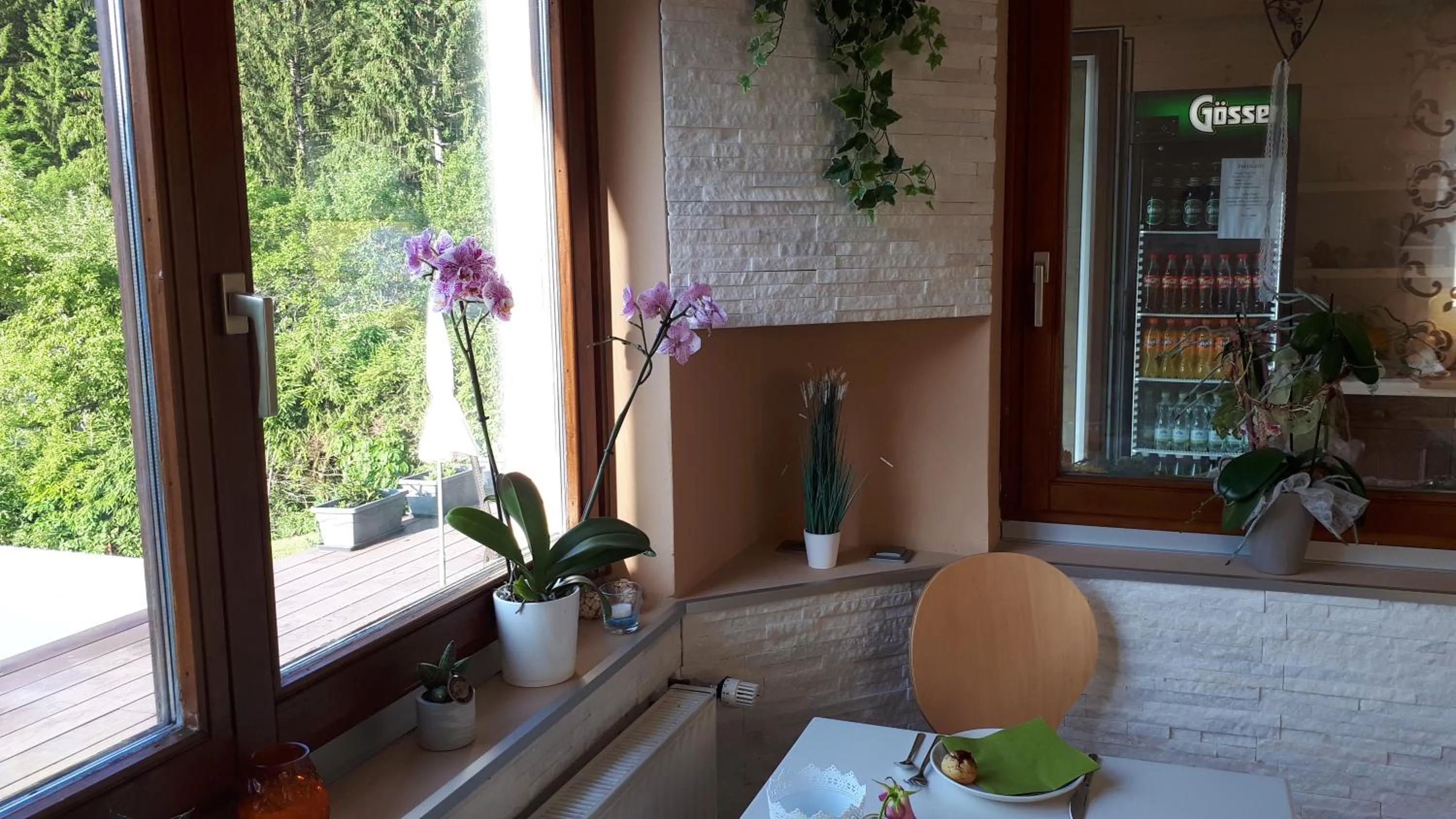 Alcoholic drinks in Haus Sieben - Singer Lydia