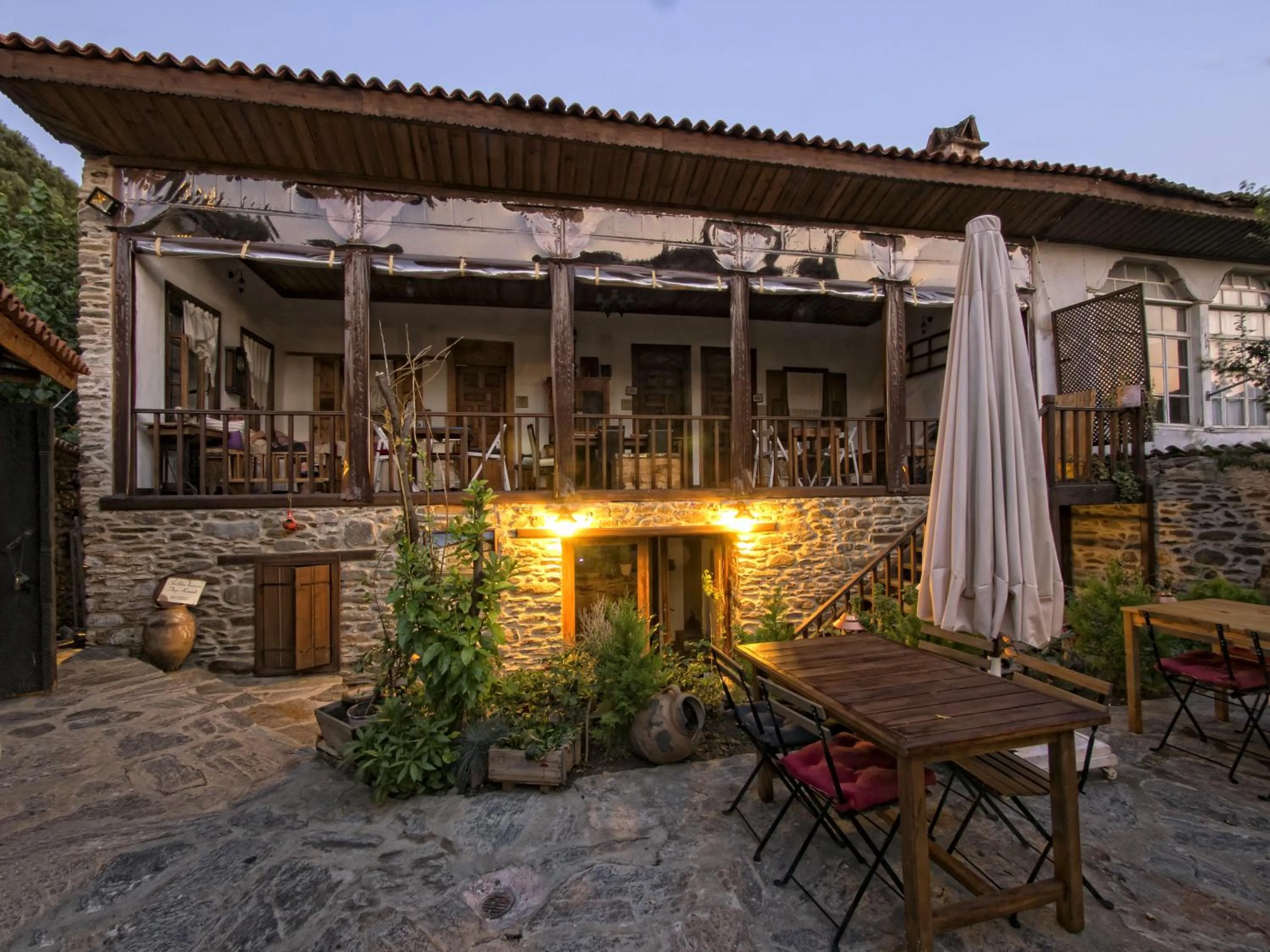 Facade/entrance in Birgi Hotel Saliha Hanim Tas Konak