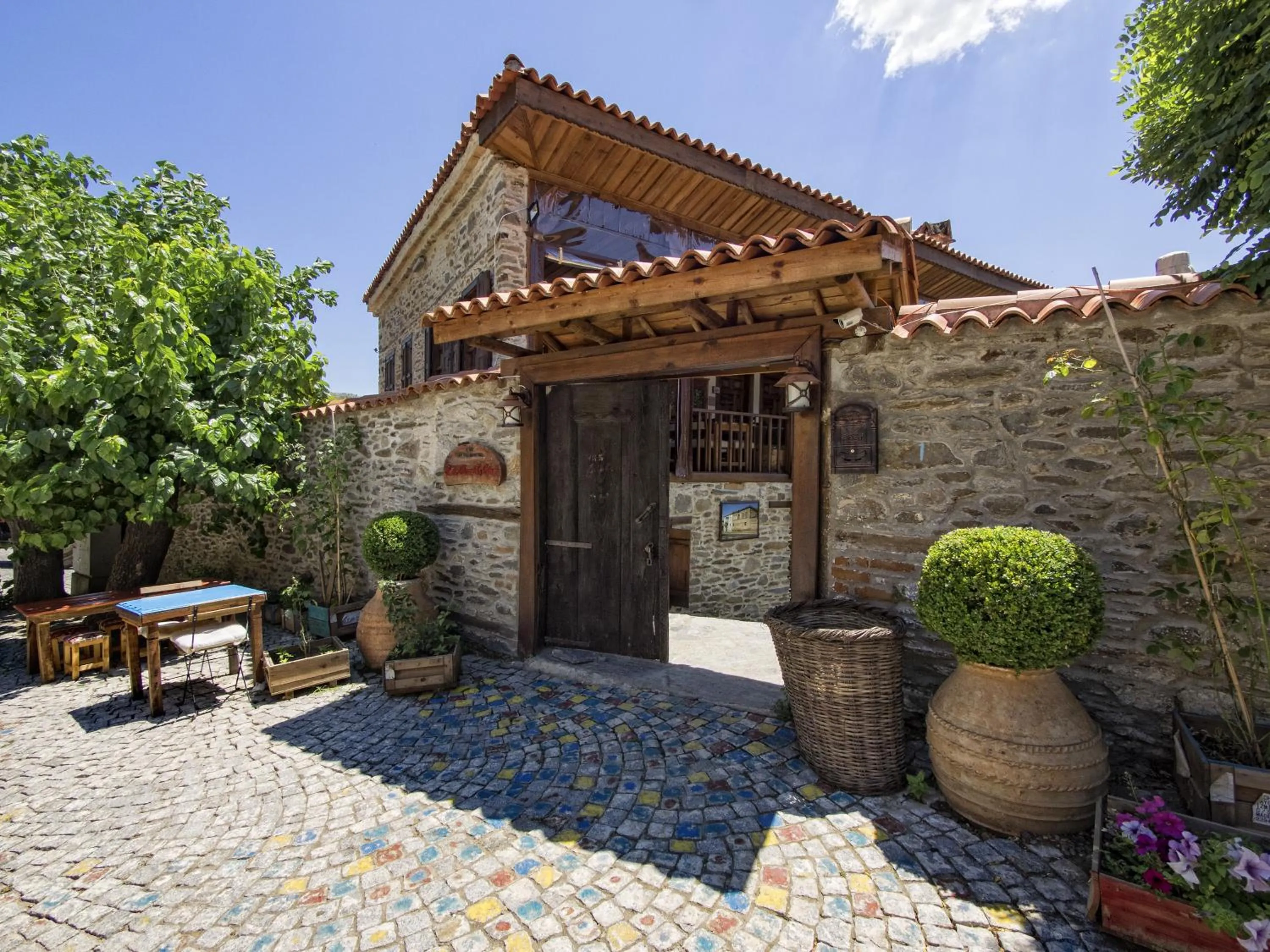 Facade/entrance in Birgi Hotel Saliha Hanim Tas Konak