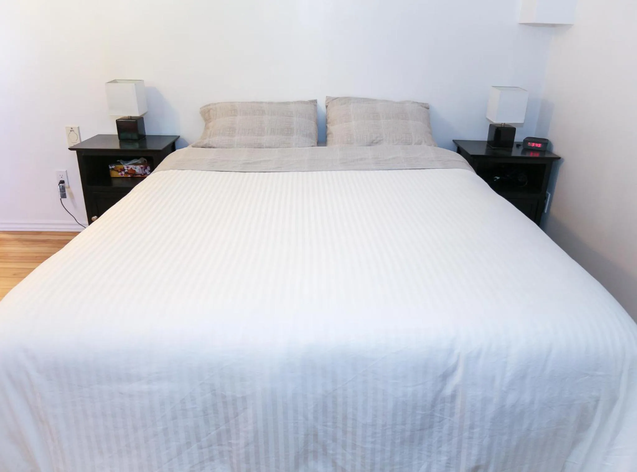 Bed in Cedar Drive Inn