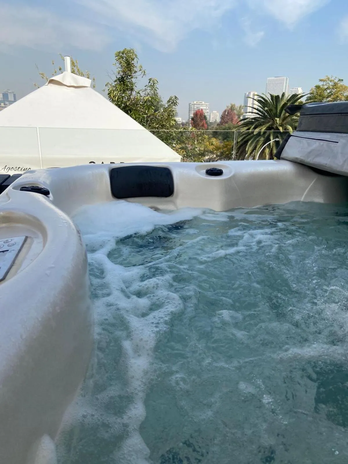 Hot Tub in Casa D'Agostino