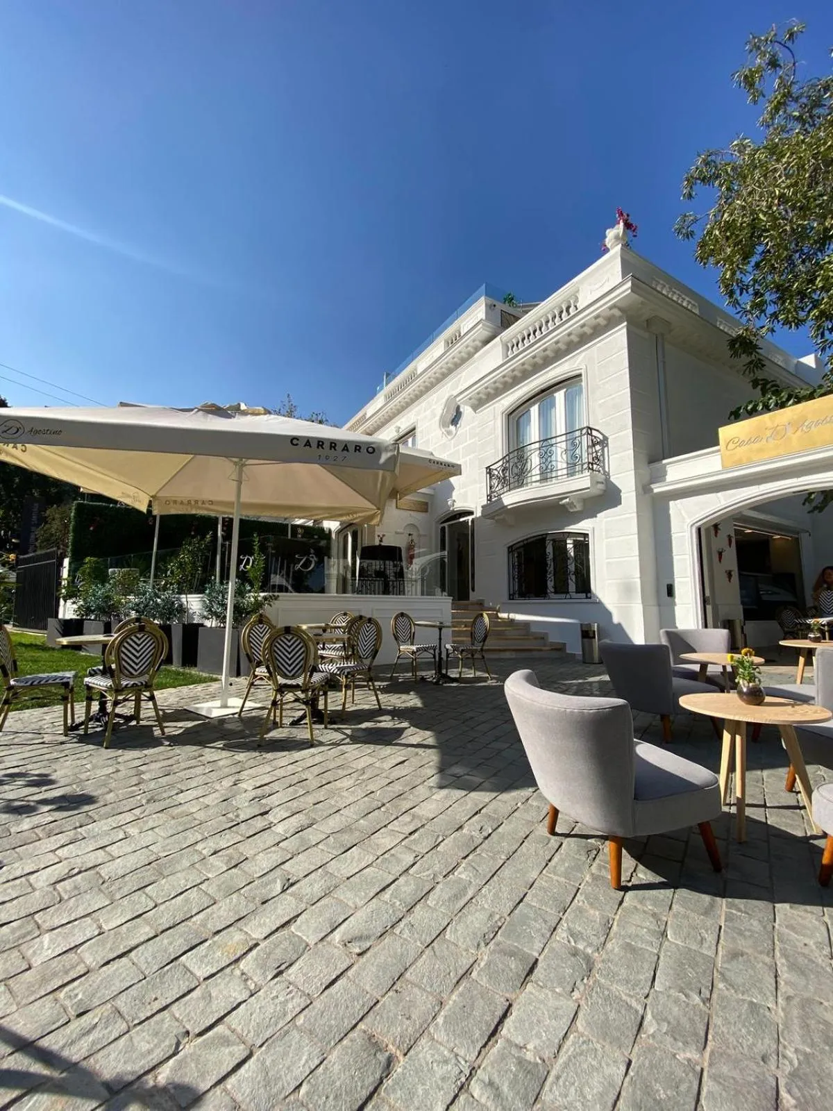 Restaurant/places to eat in Casa D'Agostino