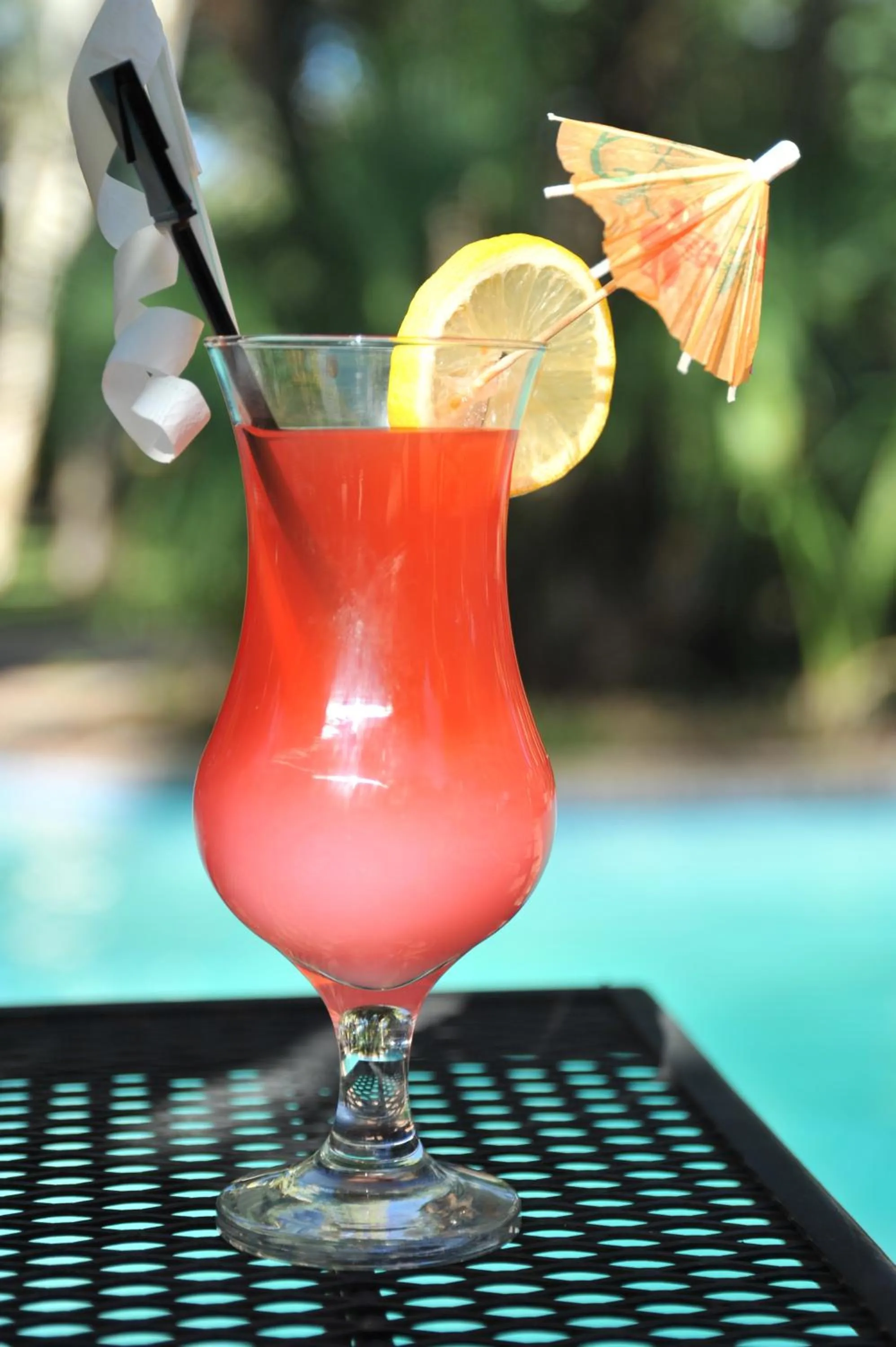 Swimming pool in Cresta Marang Gardens Hotel