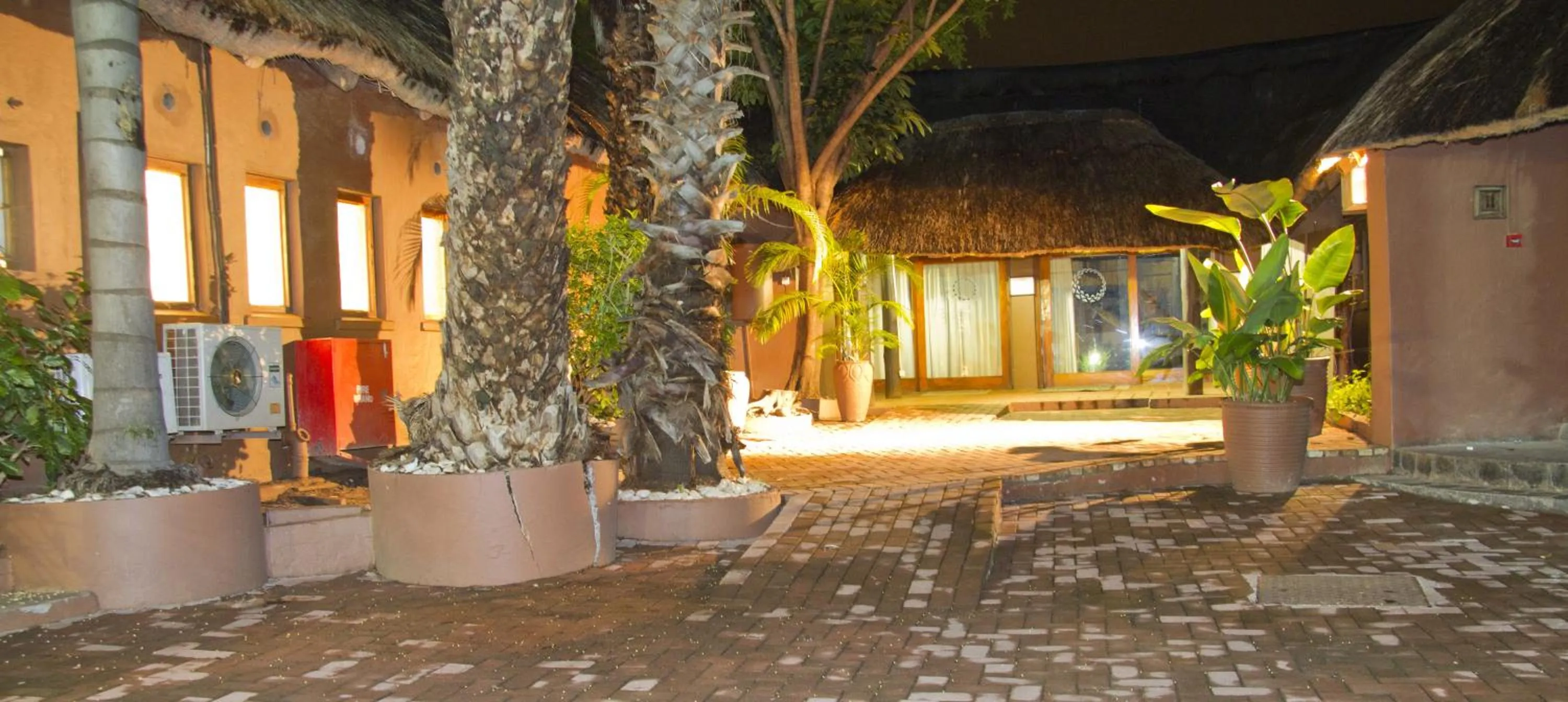 Night in Cresta Marang Gardens Hotel