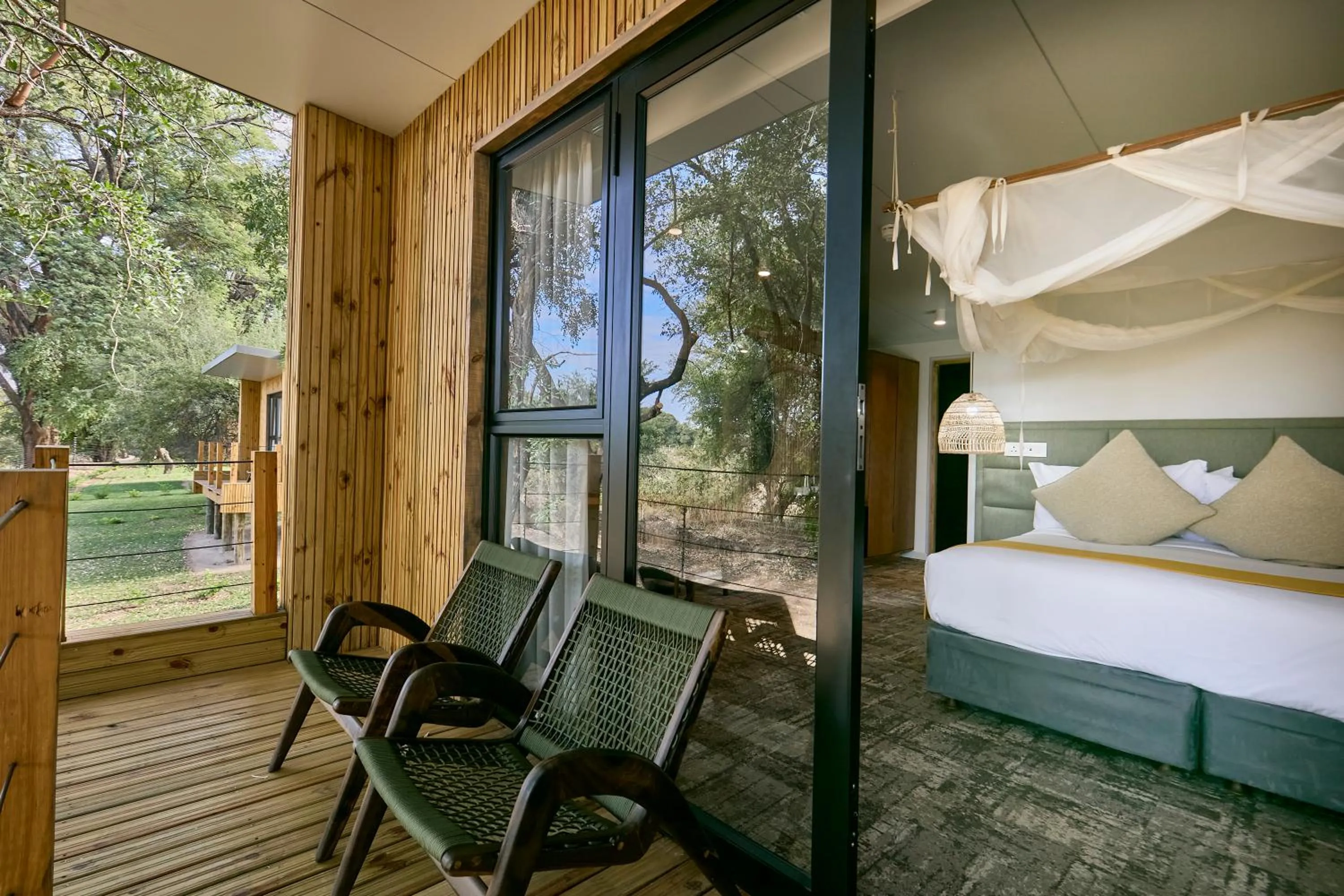 Bed in Cresta Marang Gardens Hotel