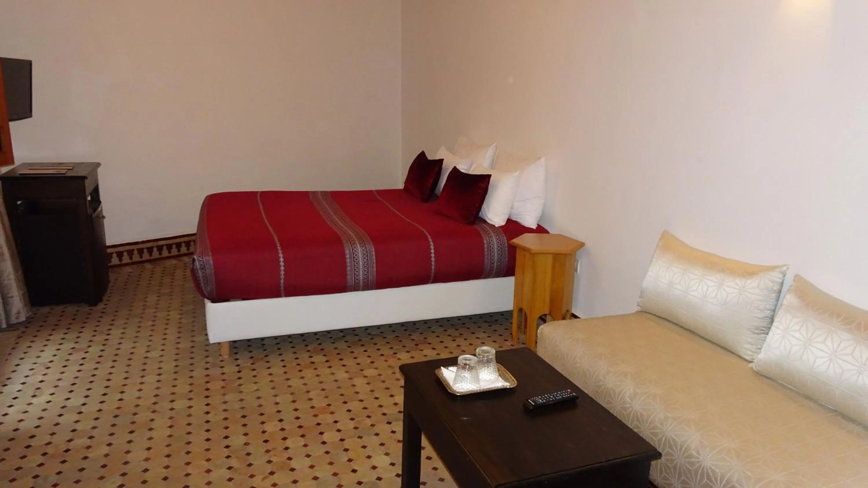 Photo of the whole room, Bed in Riad Sabah