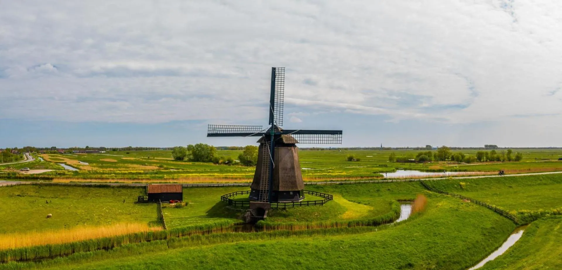 Nearby landmark in EuroParcs Molengroet