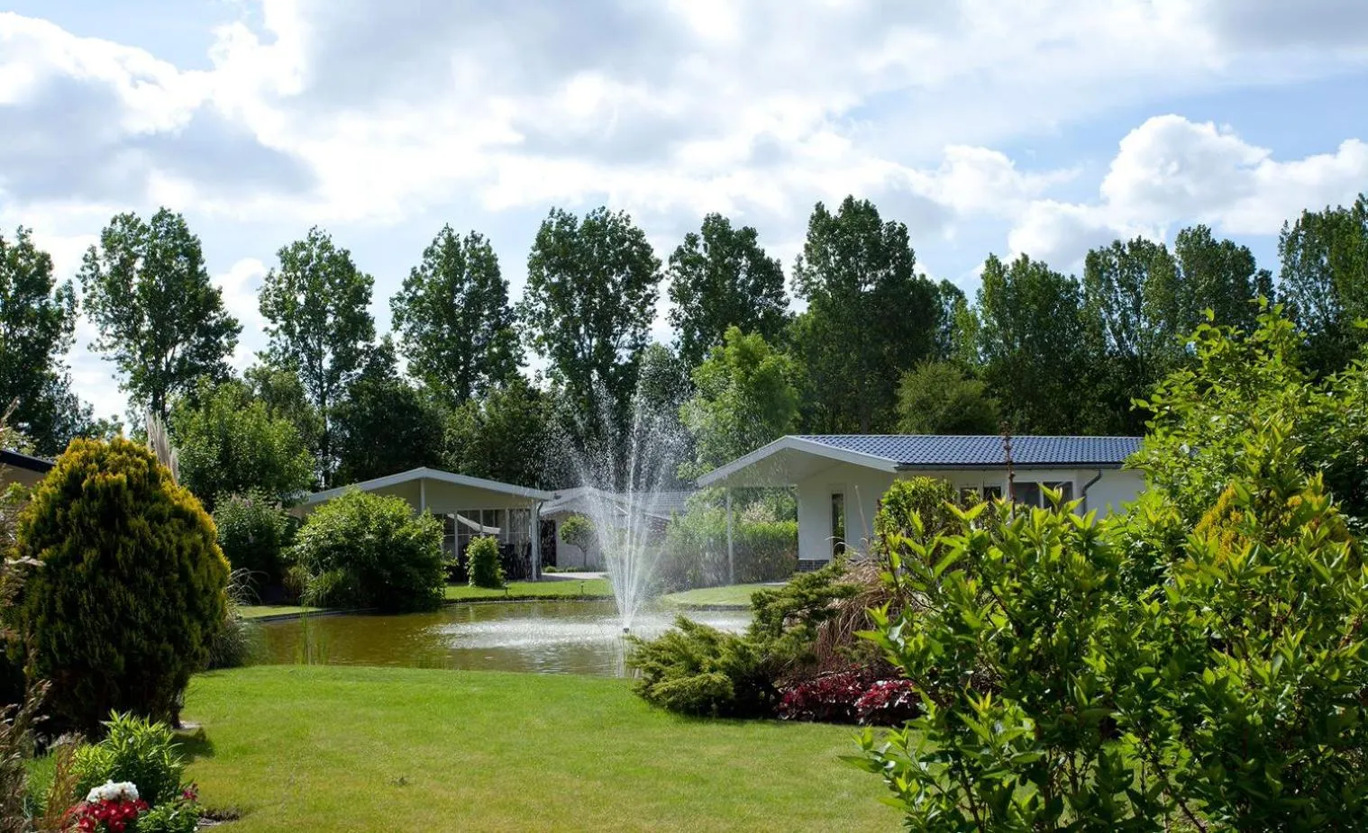 Property building in EuroParcs Molengroet