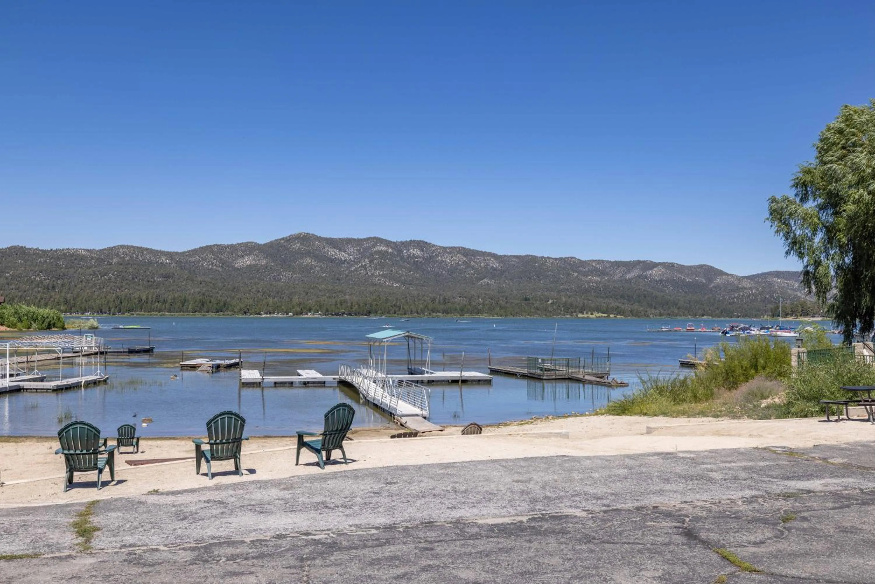 Big Bear Lakefront Lodge