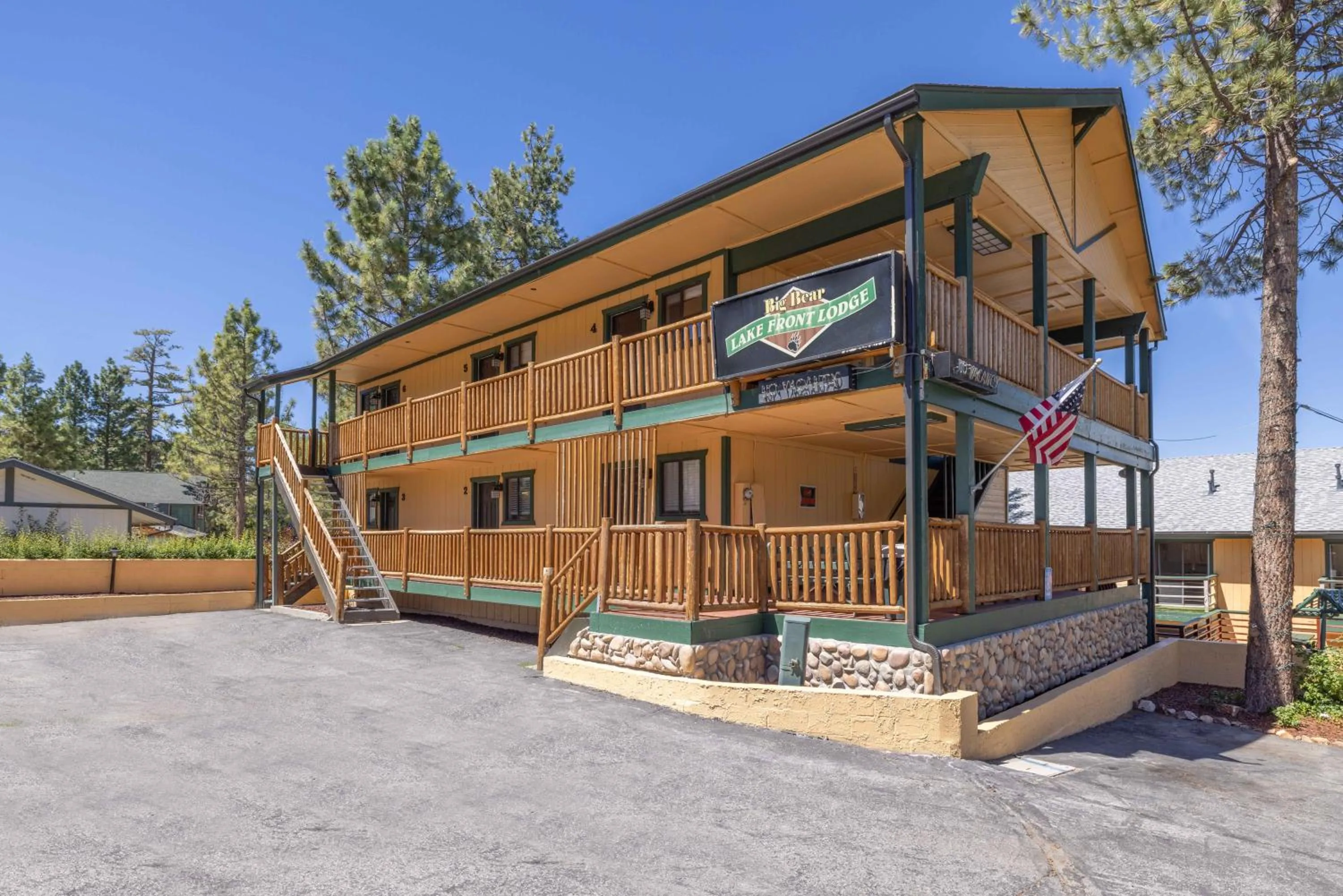 Property building in Big Bear Lakefront Lodge