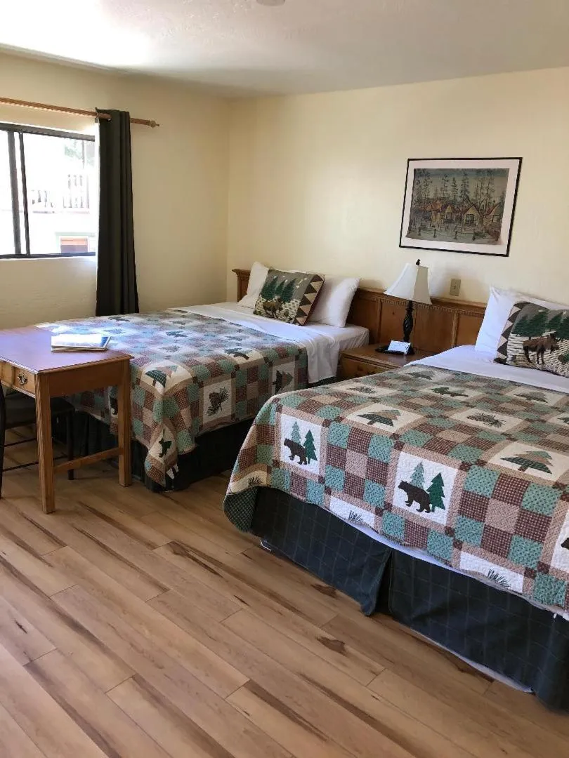 Bed in Big Bear Lakefront Lodge