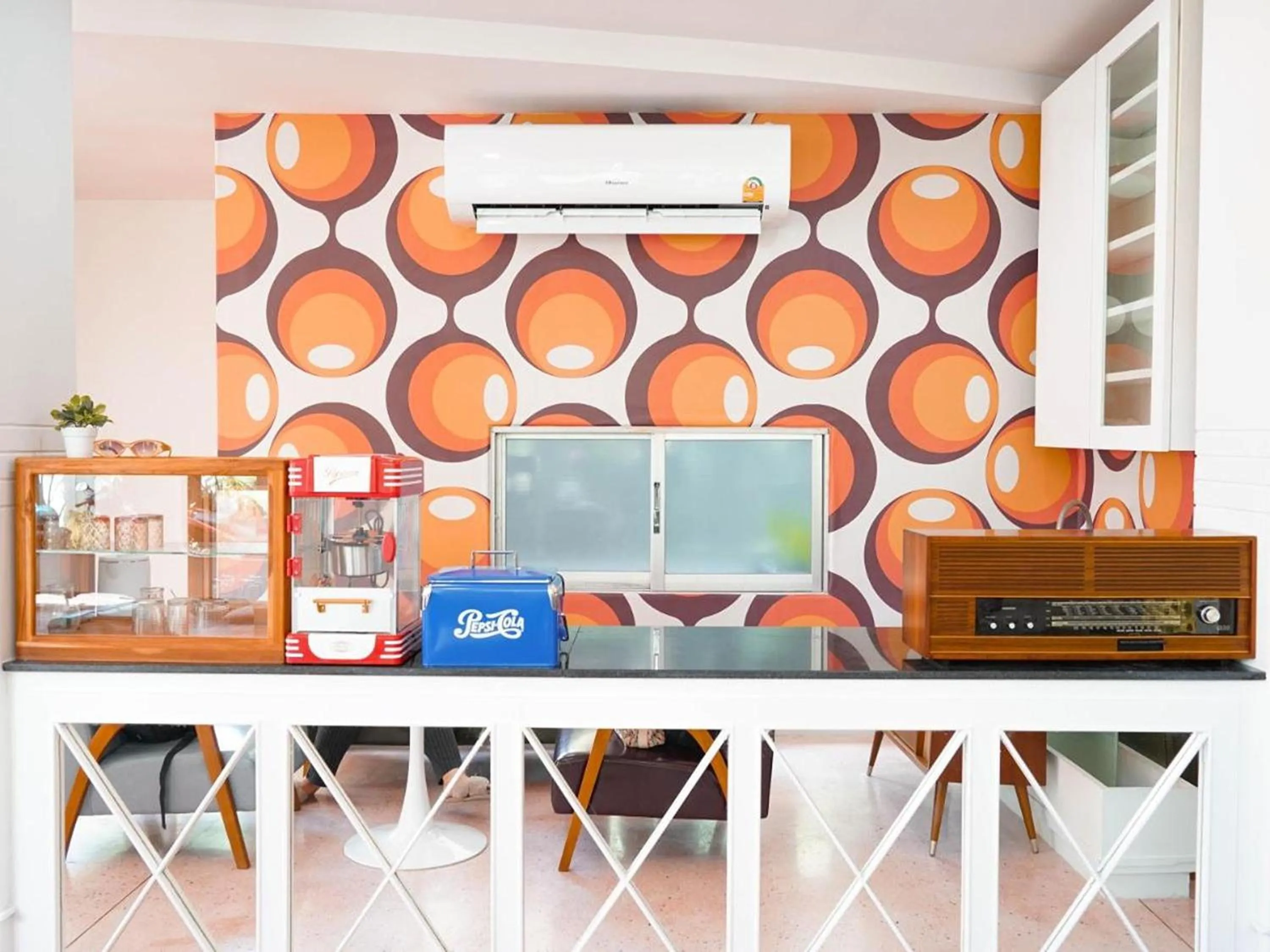 Property building in Happy 2 Hotel Patunam