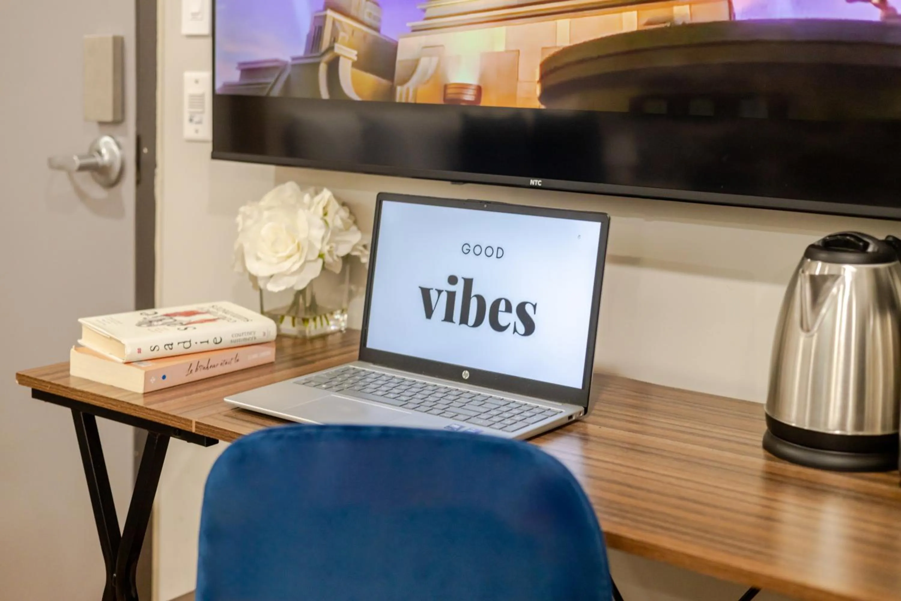 TV and multimedia in Olympia Hotel by Lodgo