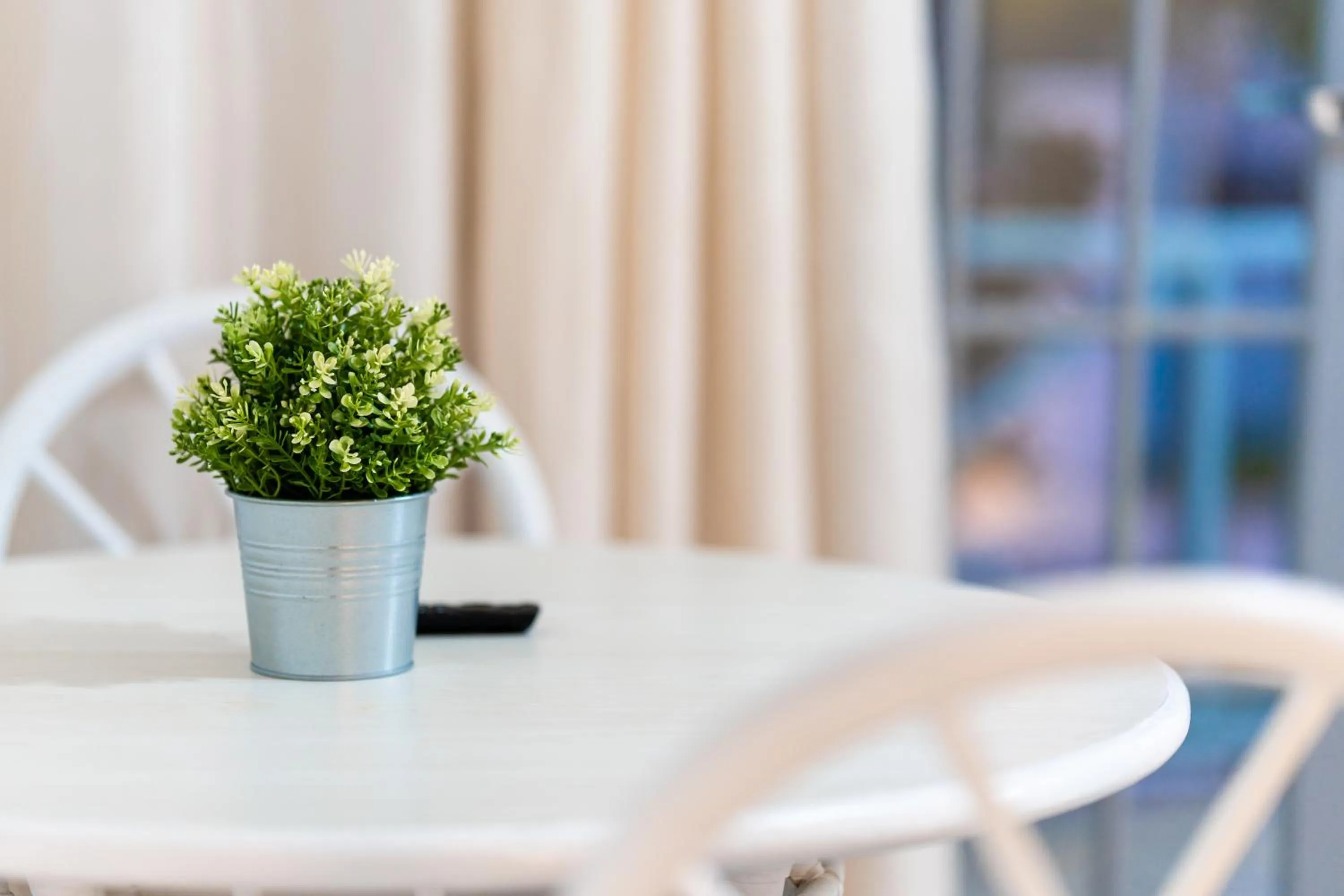 Sunset Lane Apartment Hotel