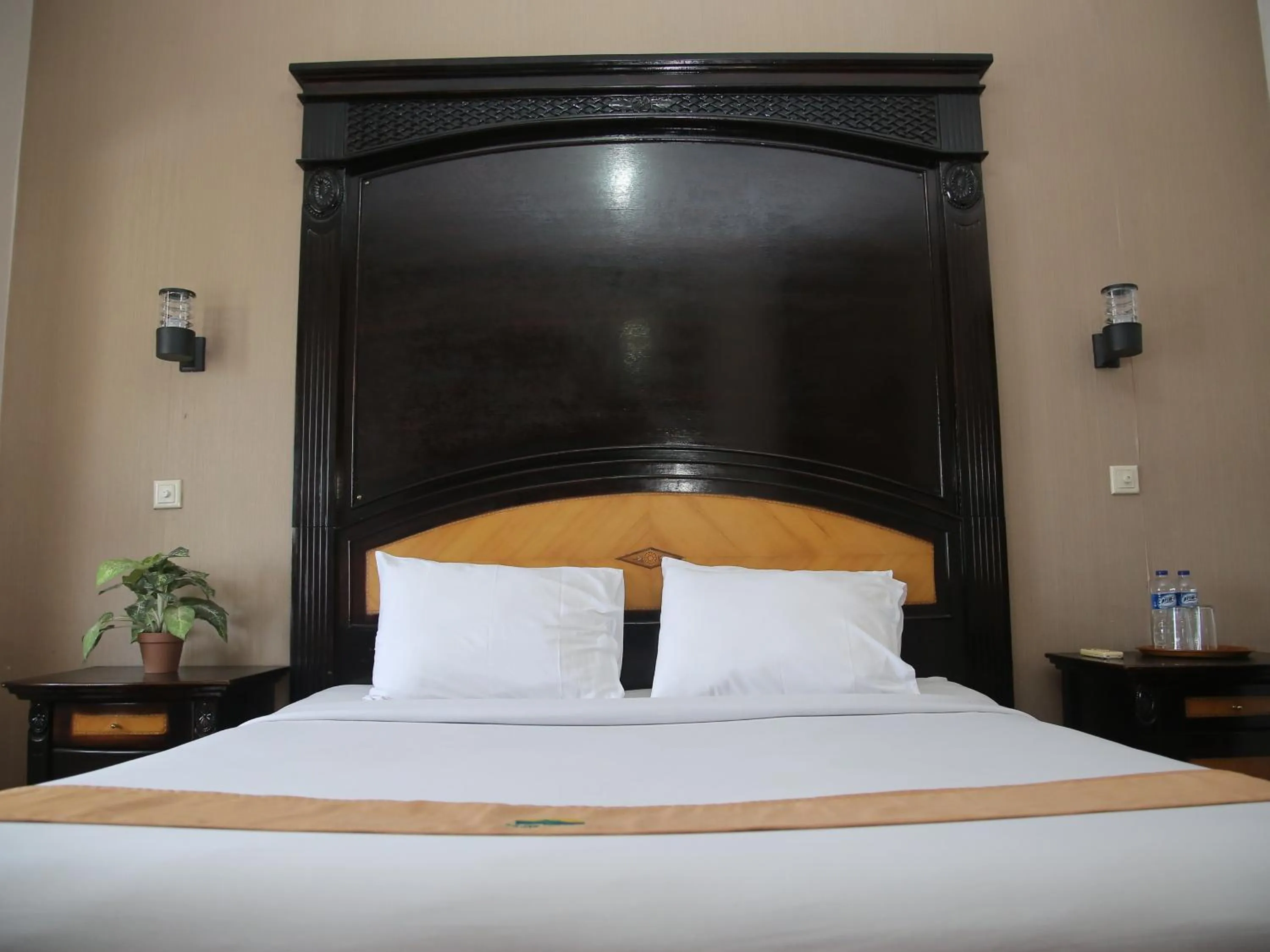 Bed in Hotel Bukit Serelo