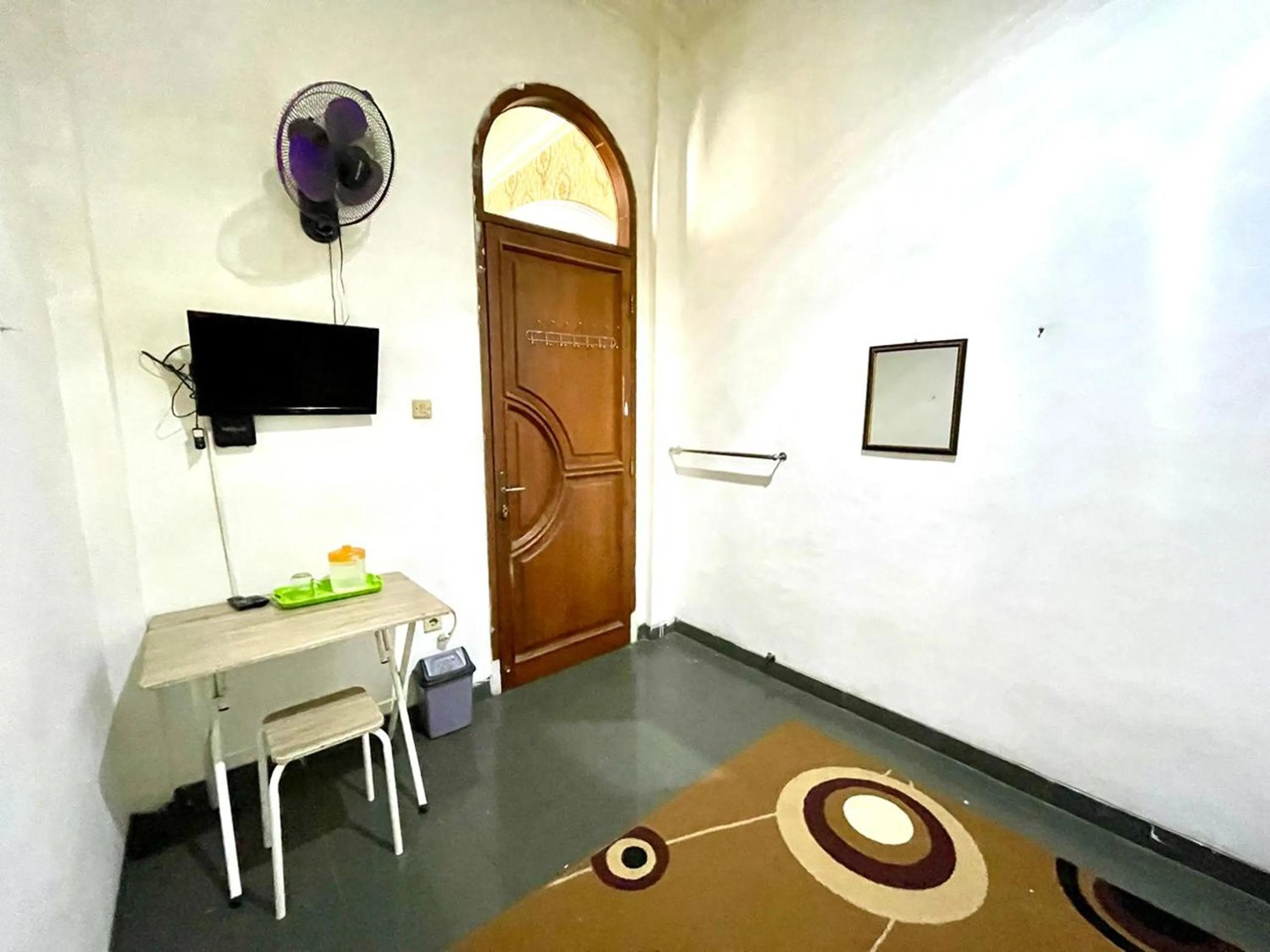 TV and multimedia in Yani Guesthouse