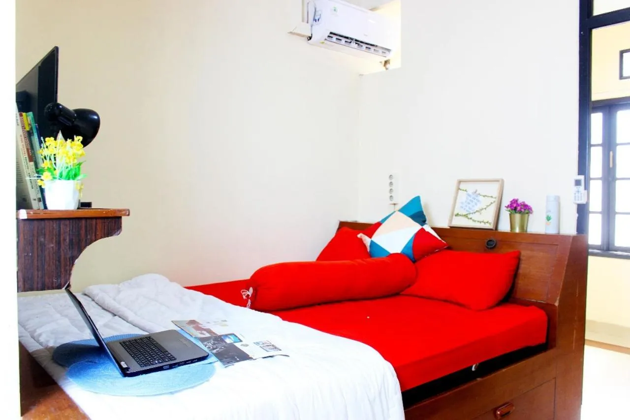 Bed in Lagura Residence