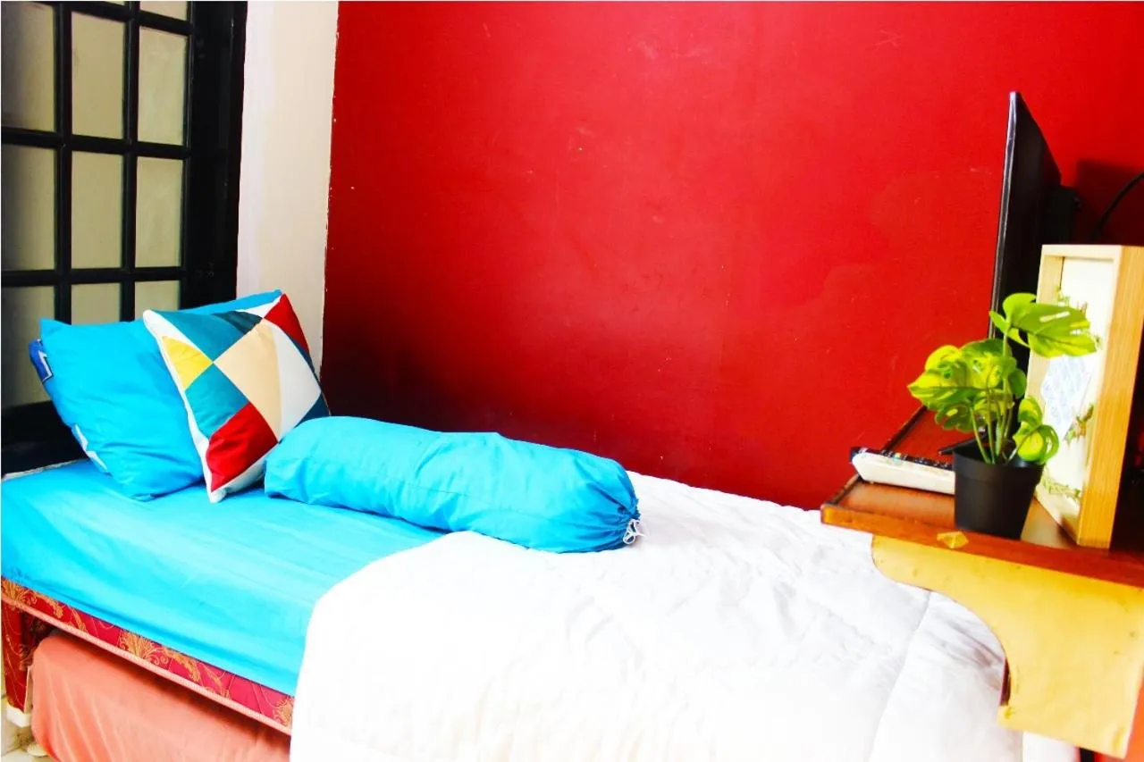 Bed in Lagura Residence