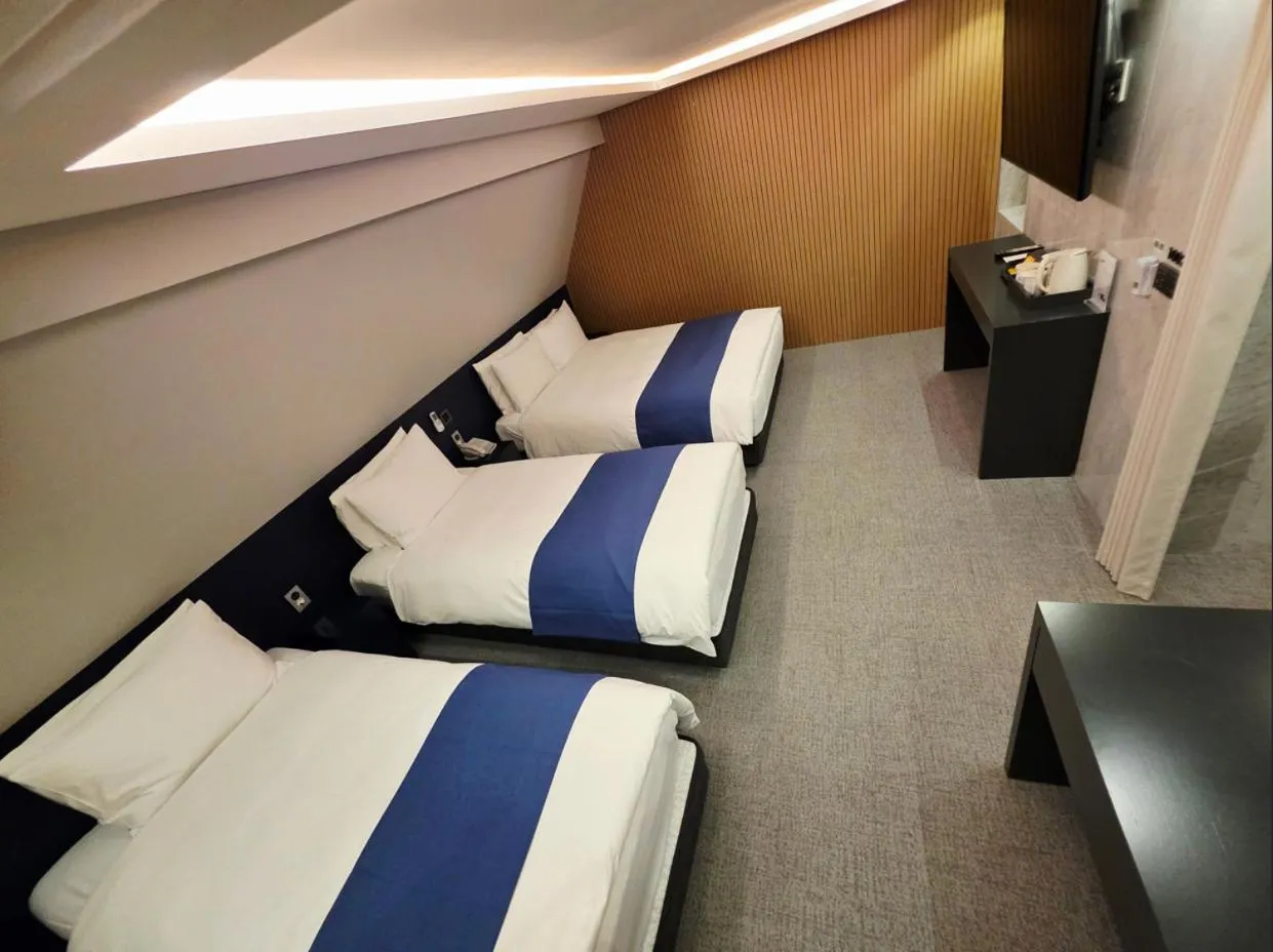 Bed in Blueduck hotel