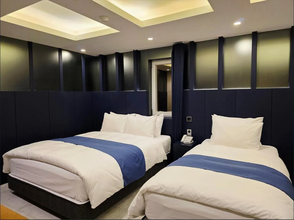 Bed in Blueduck hotel