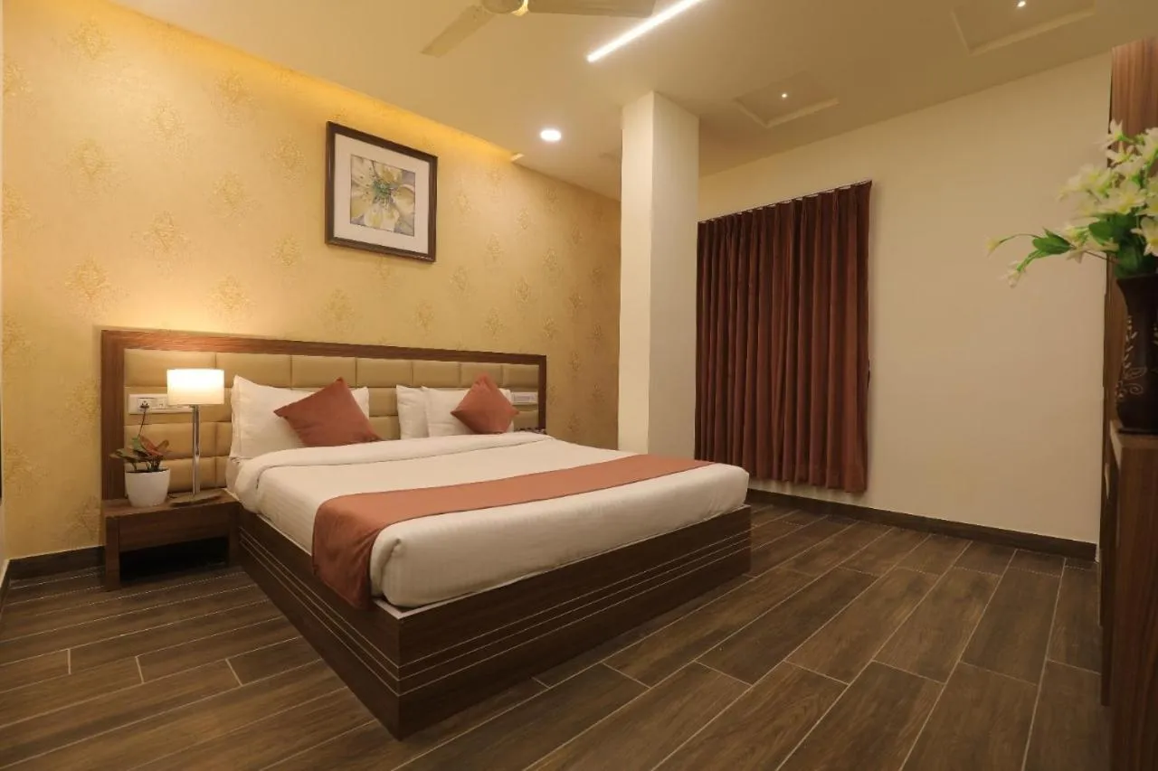 Bed in Hotel Shiv Shakti