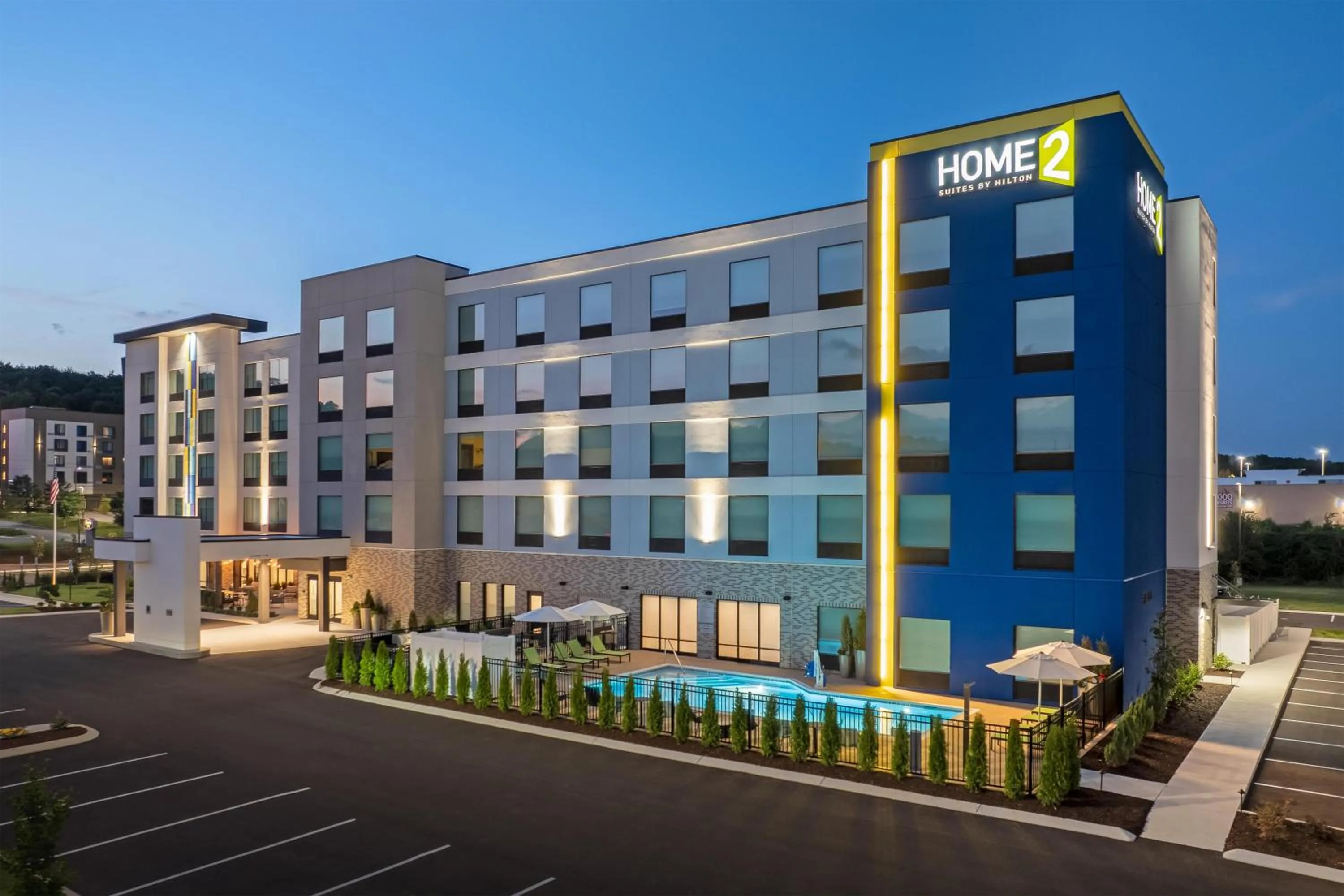 Property building in Home2 Suites By Hilton Cleveland, TN