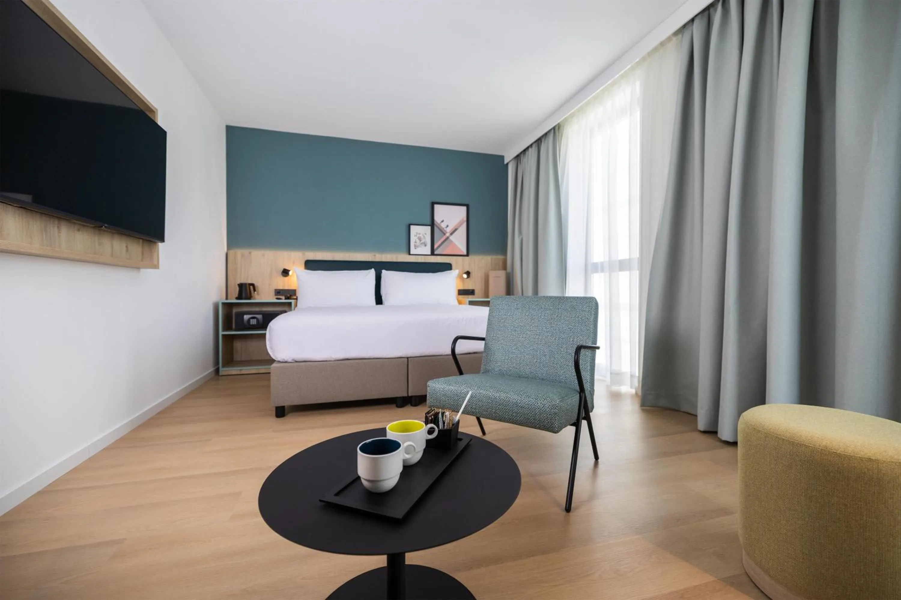 Bed in Spark By Hilton Madrid Alcala