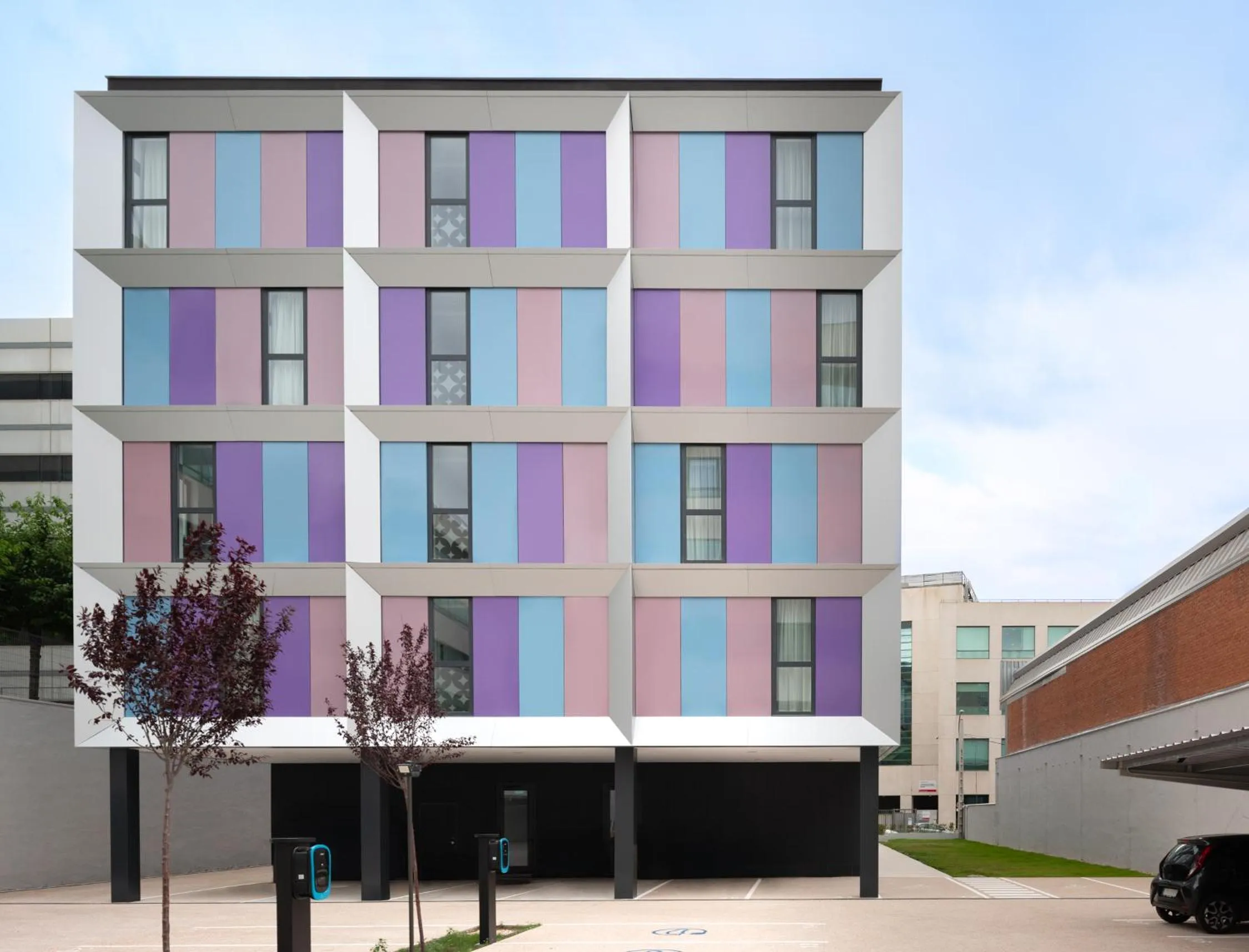 Property building in Spark By Hilton Madrid Alcala