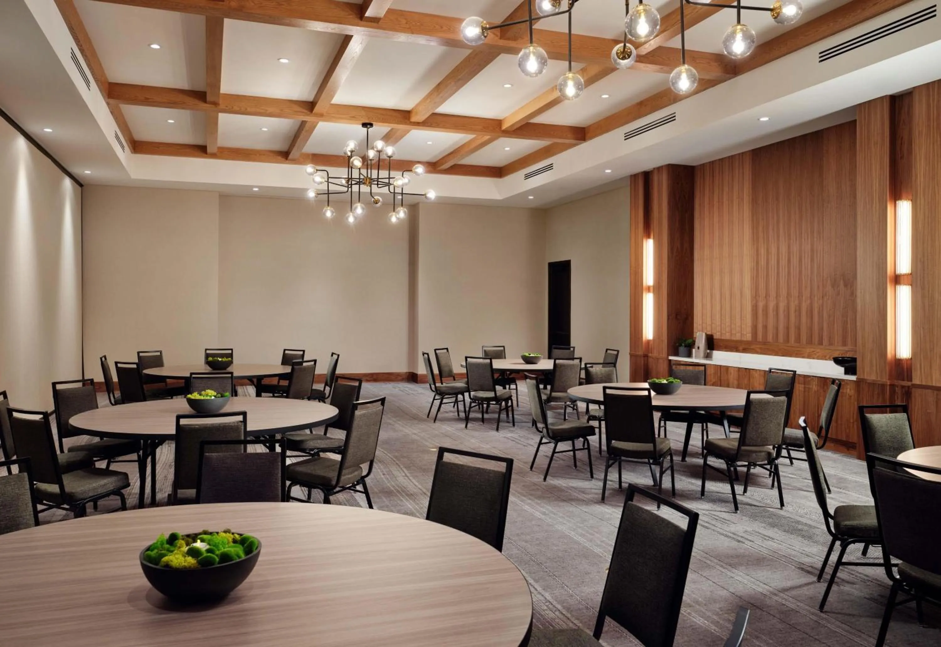 Meeting/conference room in The Ava Hotel Paso Robles, Curio Collection By Hilton