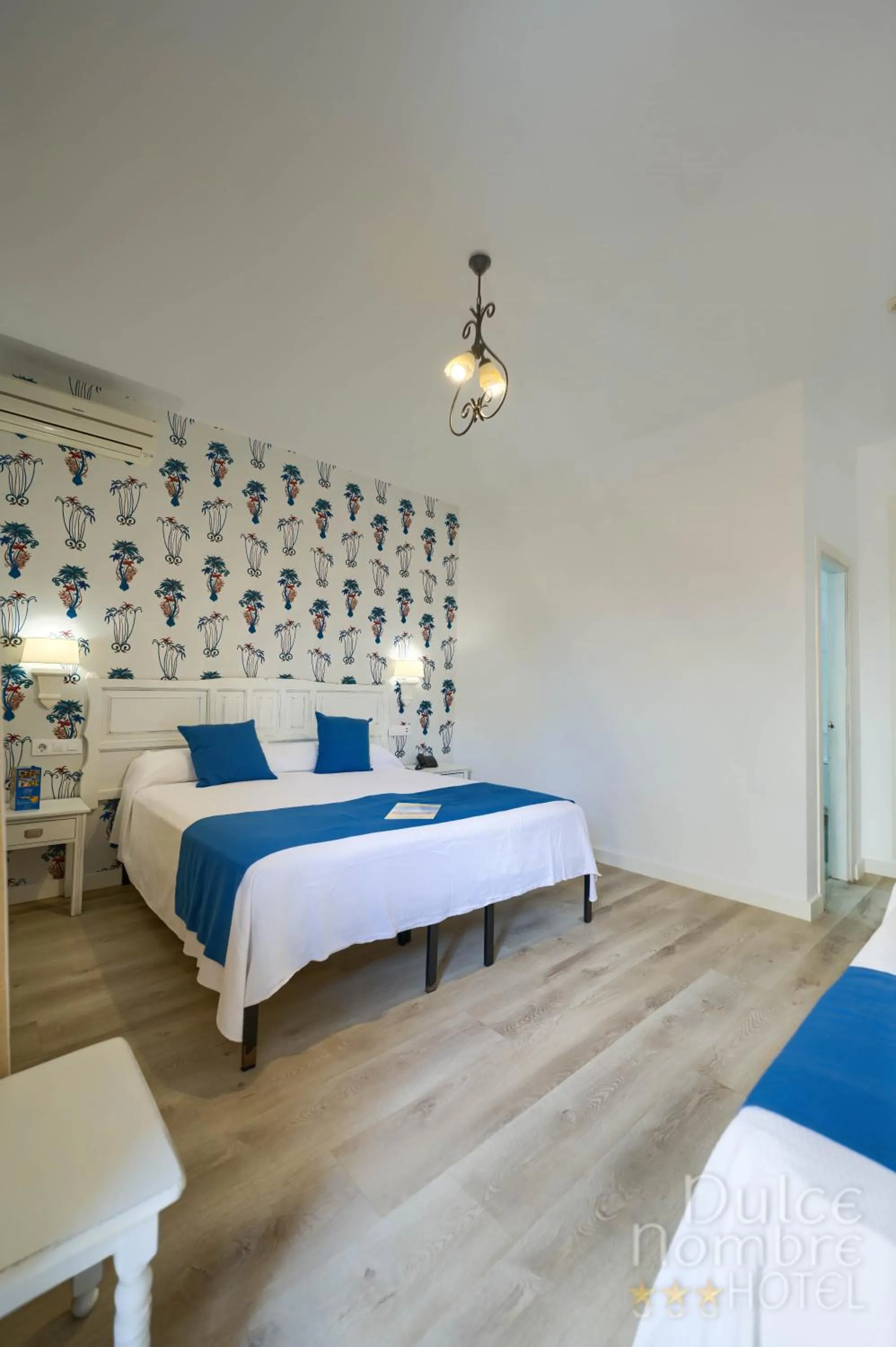 Bed in Dulce Nombre Hotel - Apartamentos