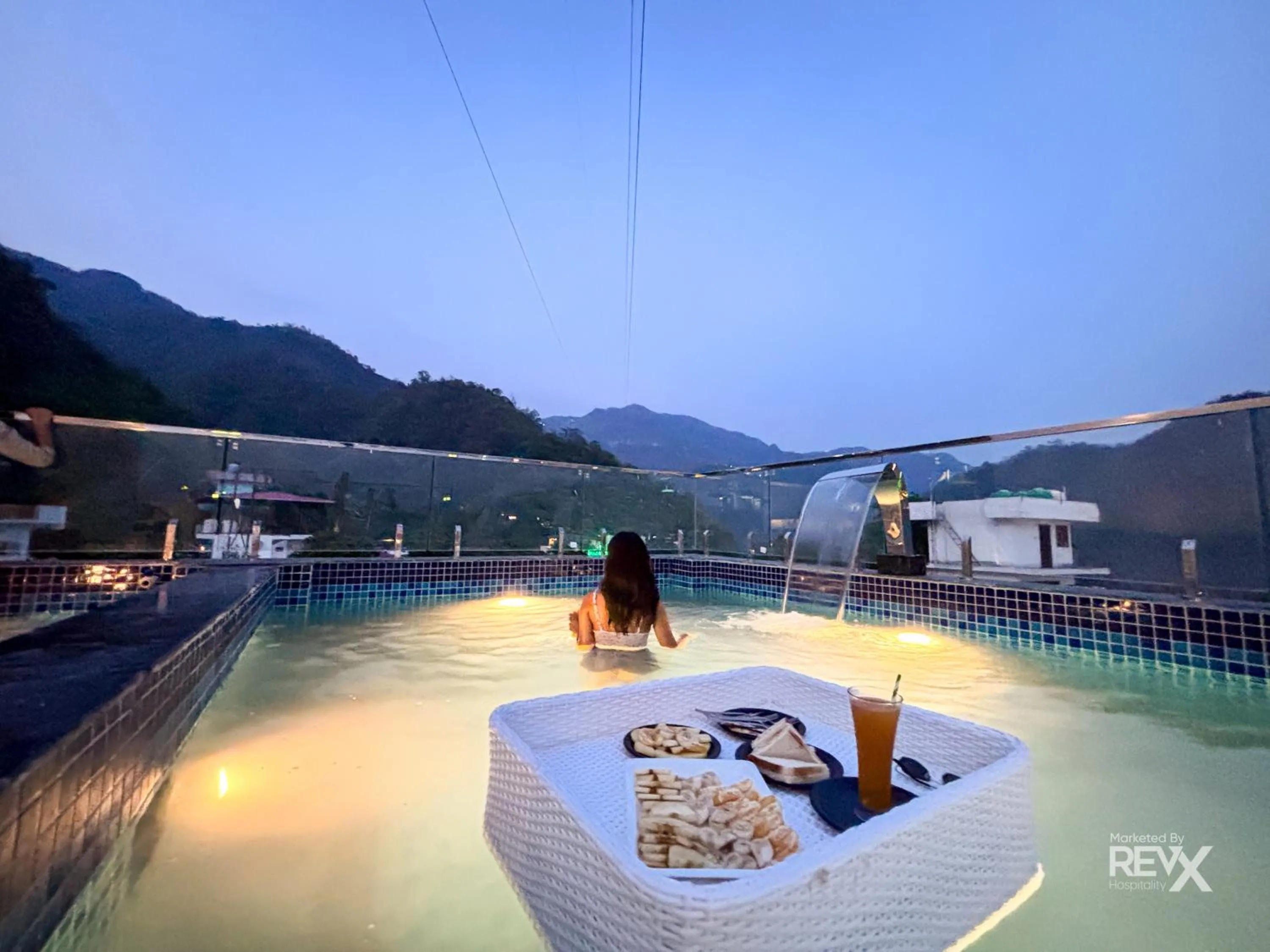 Pool view in Oak Leaf Hotel