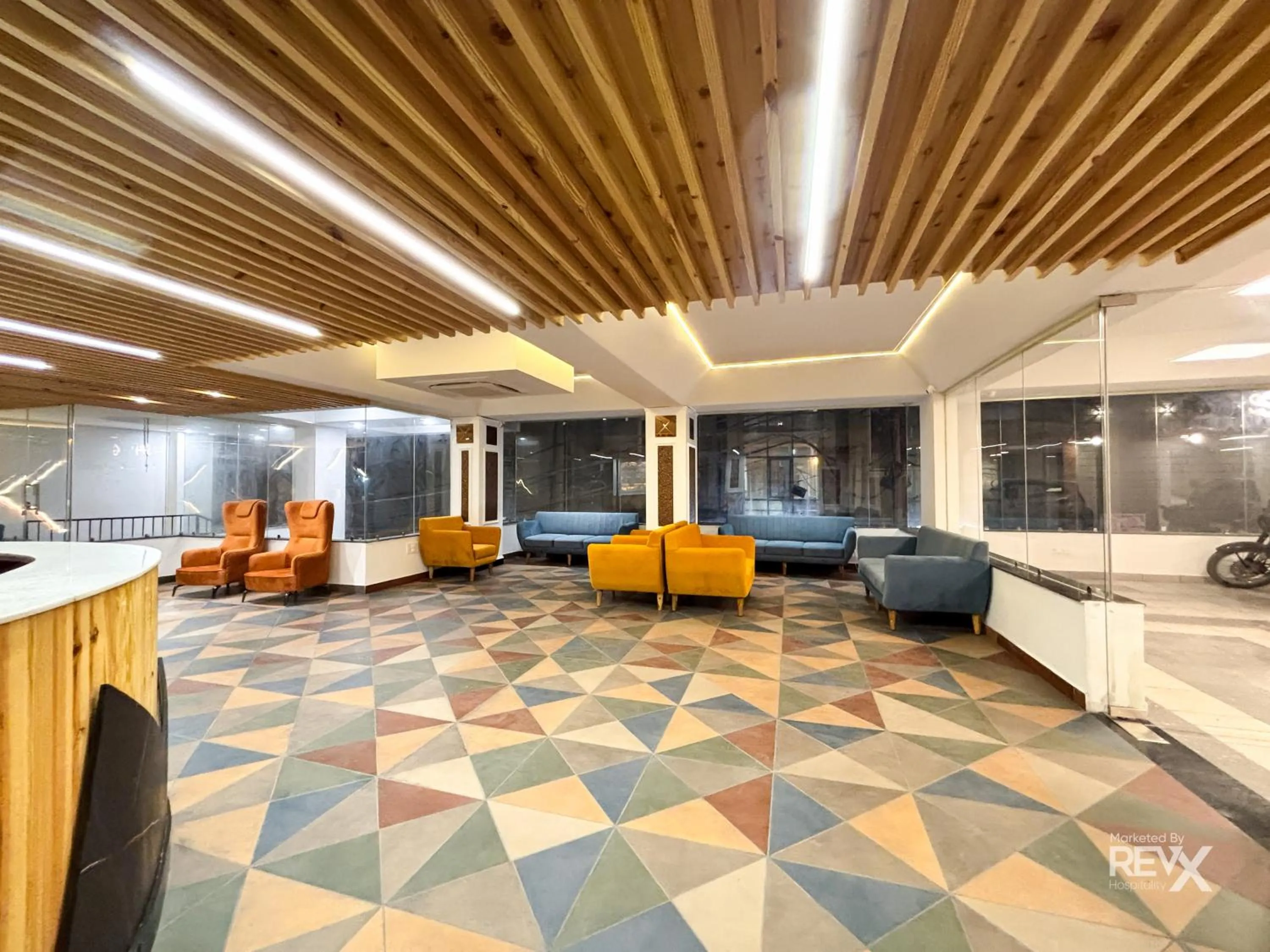 Living room in Oak Leaf Hotel